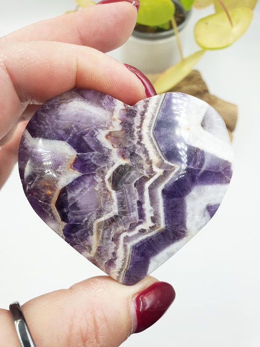 Stunning Dream Amethyst Puff Heart / Chevron Amethyst Crystal Heart / Purple Crystal Heart - 115g