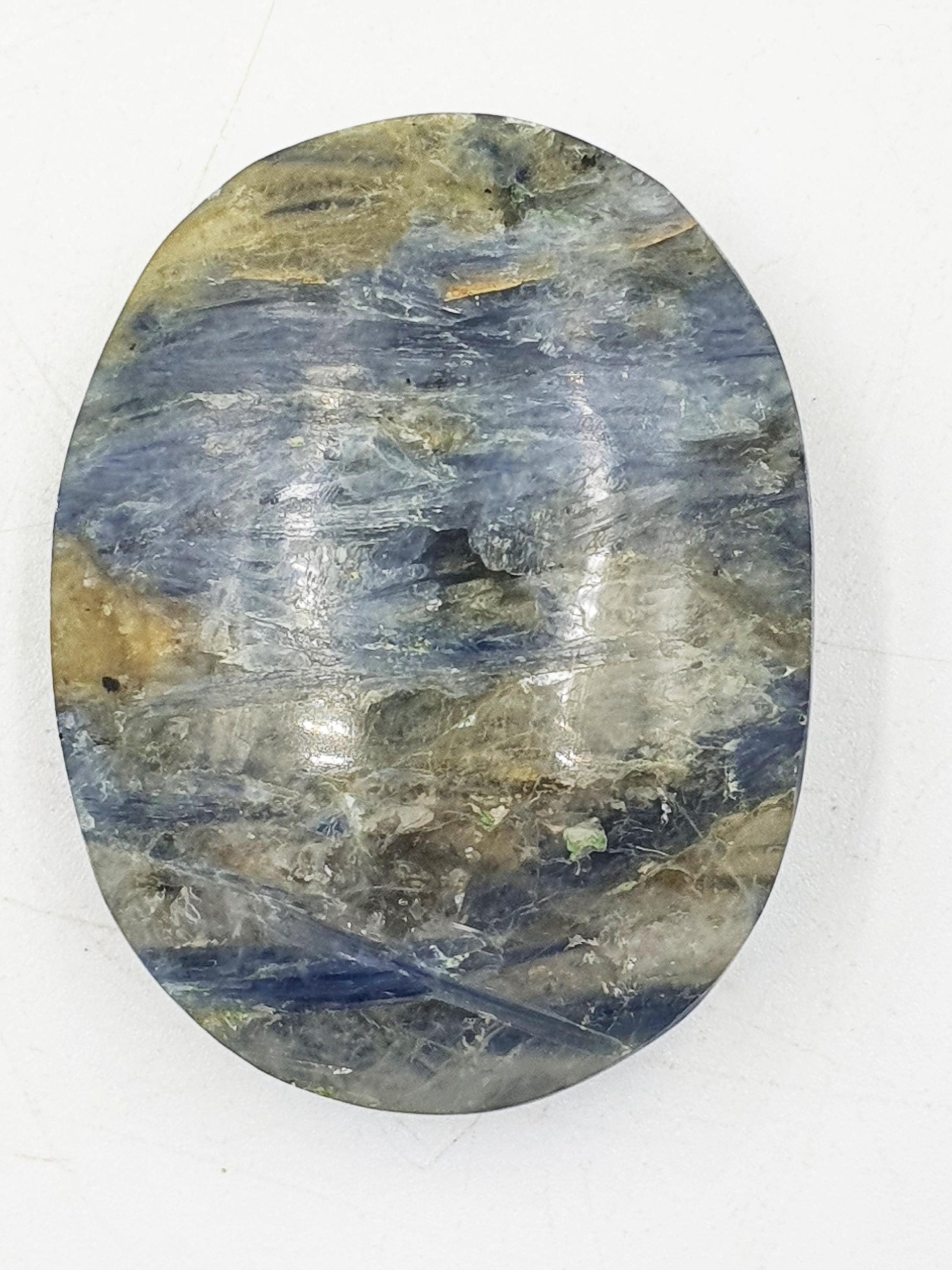 Beautiful Kyanite Palm / Kyanite Palm Stone / Kyanite Pocket Crystal / Meditation Palmstone / Reiki Crystal Palm - 55g