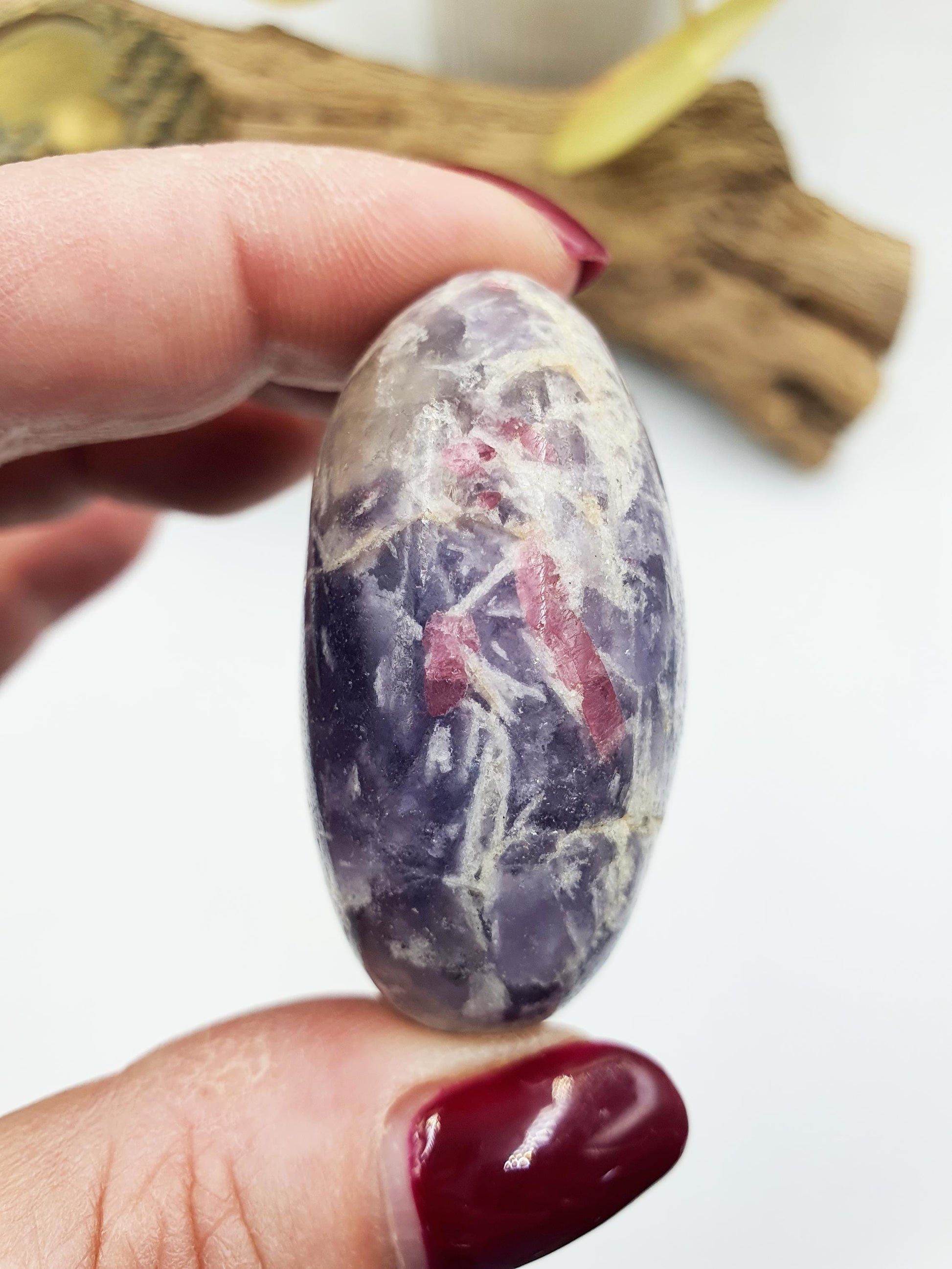 Pretty Unicorn Stone Palm / Unicorn Palm Stone / Pegmatite Palm / Pocket Crystal / Meditation Palm / Reiki Crystal Palm - 70g