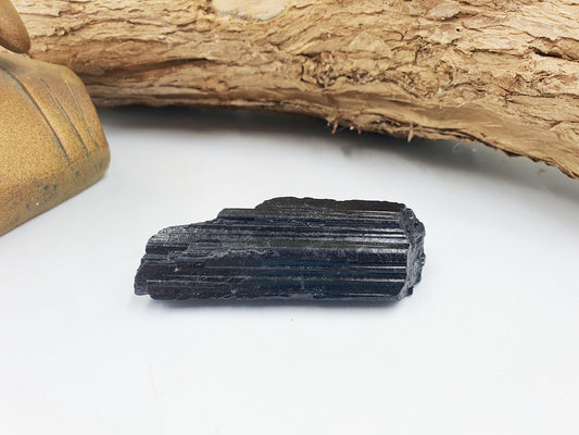 Little Flashy Raw Black Tourmaline / Raw Tourmaline / Raw Crystal / Tourmaline Specimen - 40g