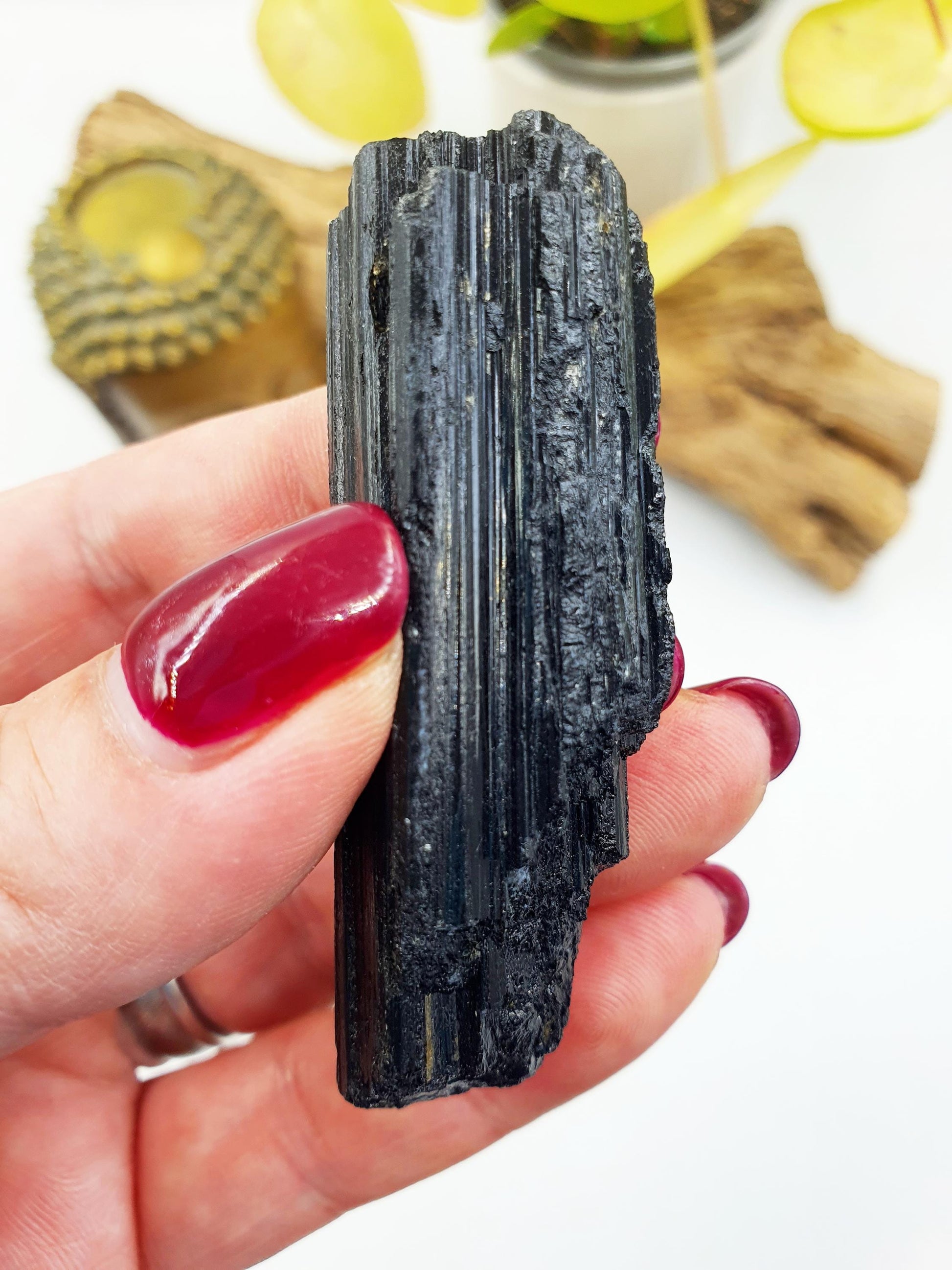 Little Flashy Raw Black Tourmaline / Raw Tourmaline / Raw Crystal / Tourmaline Specimen - 40g