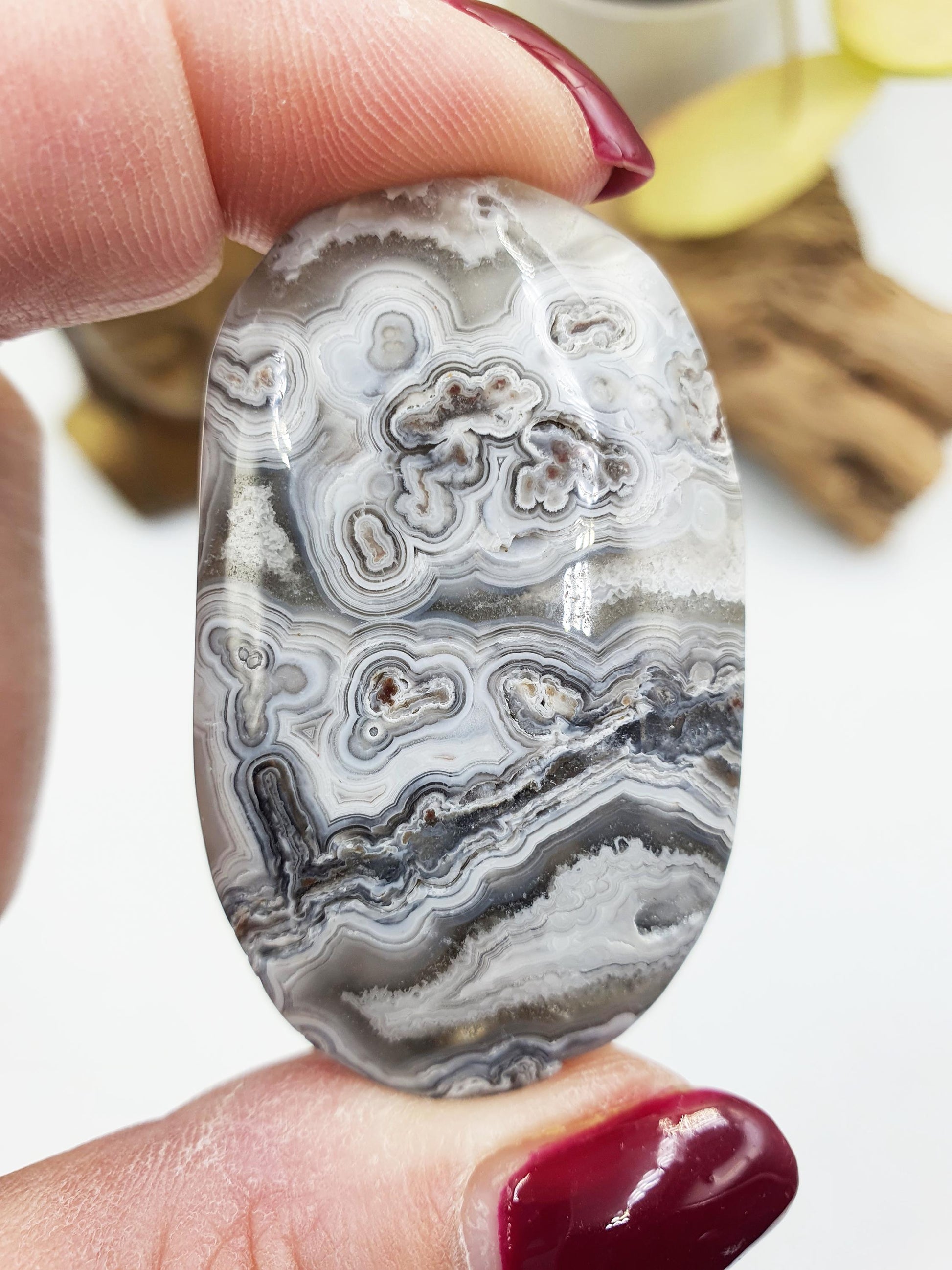 Stunning Mexican Crazy Lace Agate Palm / Crazy Lace Agate Palm Stone / Drusy Agate Palm / Meditation Palm - 35g