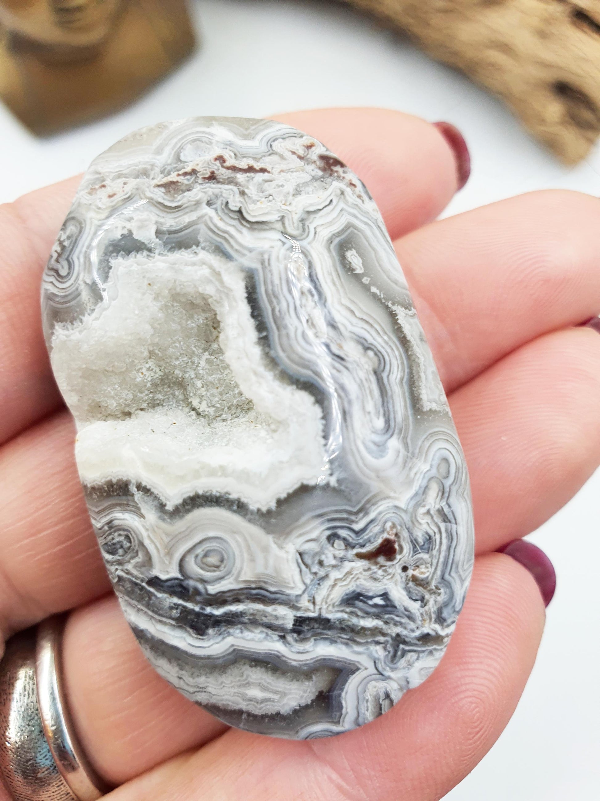Stunning Mexican Crazy Lace Agate Palm / Crazy Lace Agate Palm Stone / Drusy Agate Palm / Meditation Palm - 35g