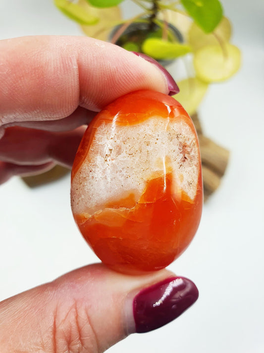 Cute Drusy Carnelian Palm / Carnelian Palm Stone / Carnelian Meditation Palm / Reiki Crystal - 45g