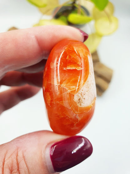 Cute Drusy Carnelian Palm / Carnelian Palm Stone / Carnelian Meditation Palm / Reiki Crystal - 45g