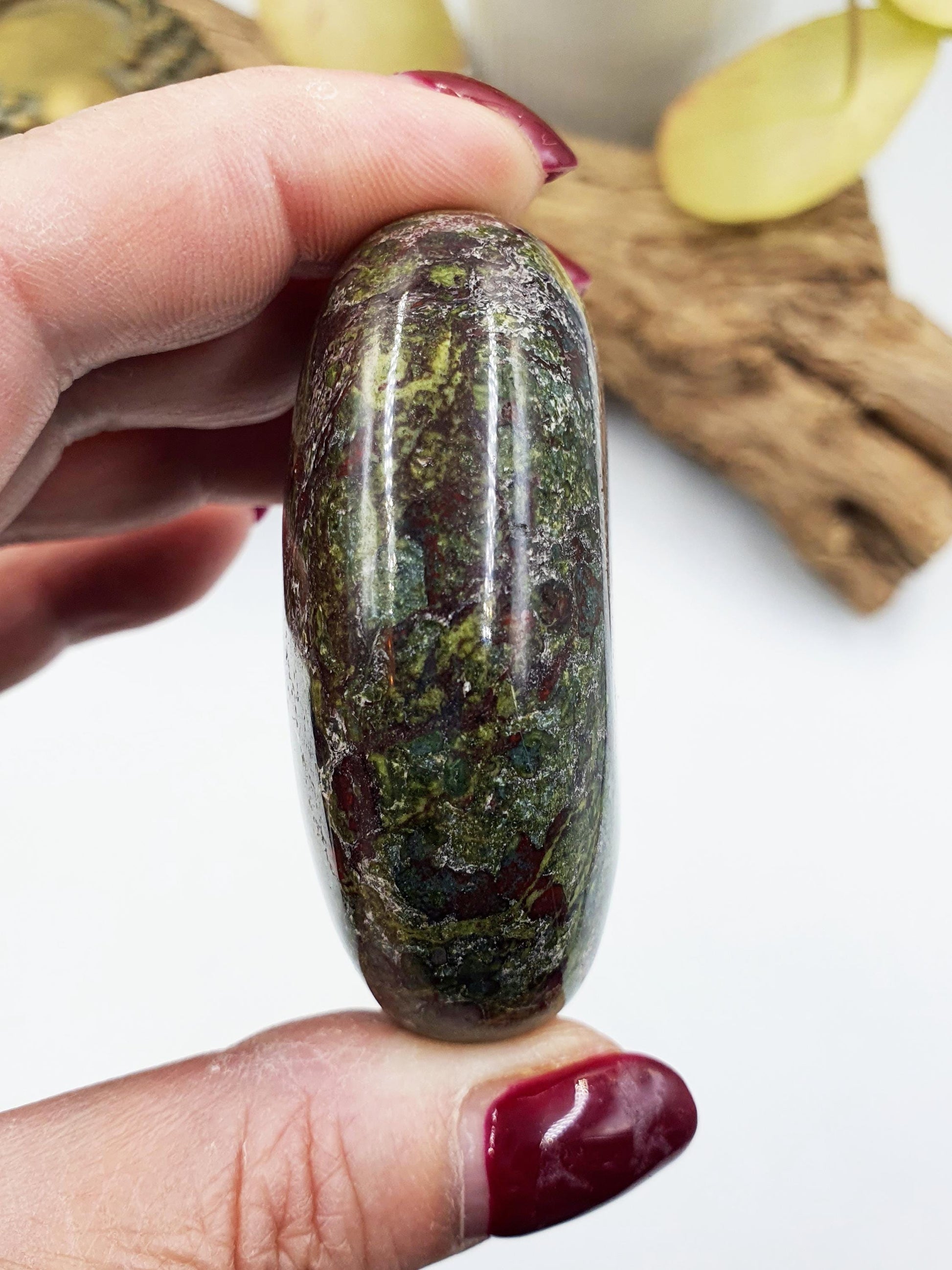 Dragon's Blood Palm / Dragon Blood Palm Stone / Dragon Blood Meditation Palm / Reiki Crystal Palm - 120g