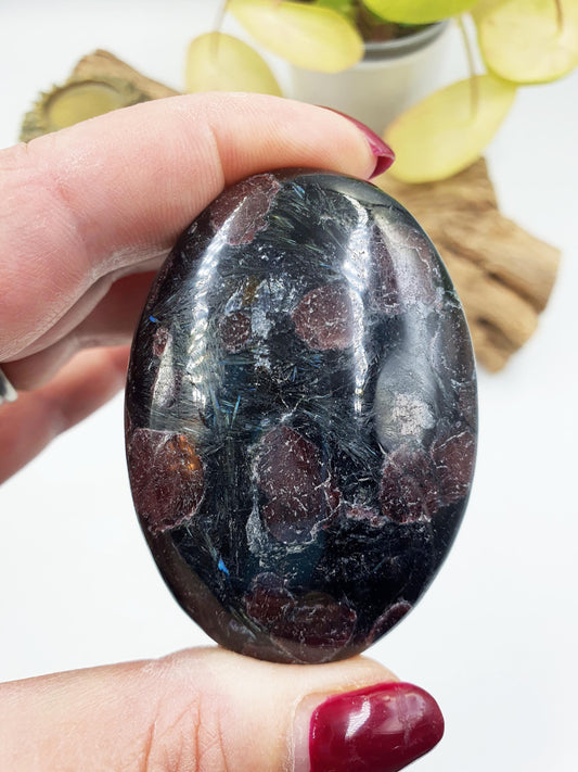 Astrophyllite and Garnet Palm / Firework Garnet Palm Stone / Meditation Palm / Reiki Crystal Palm - 130g