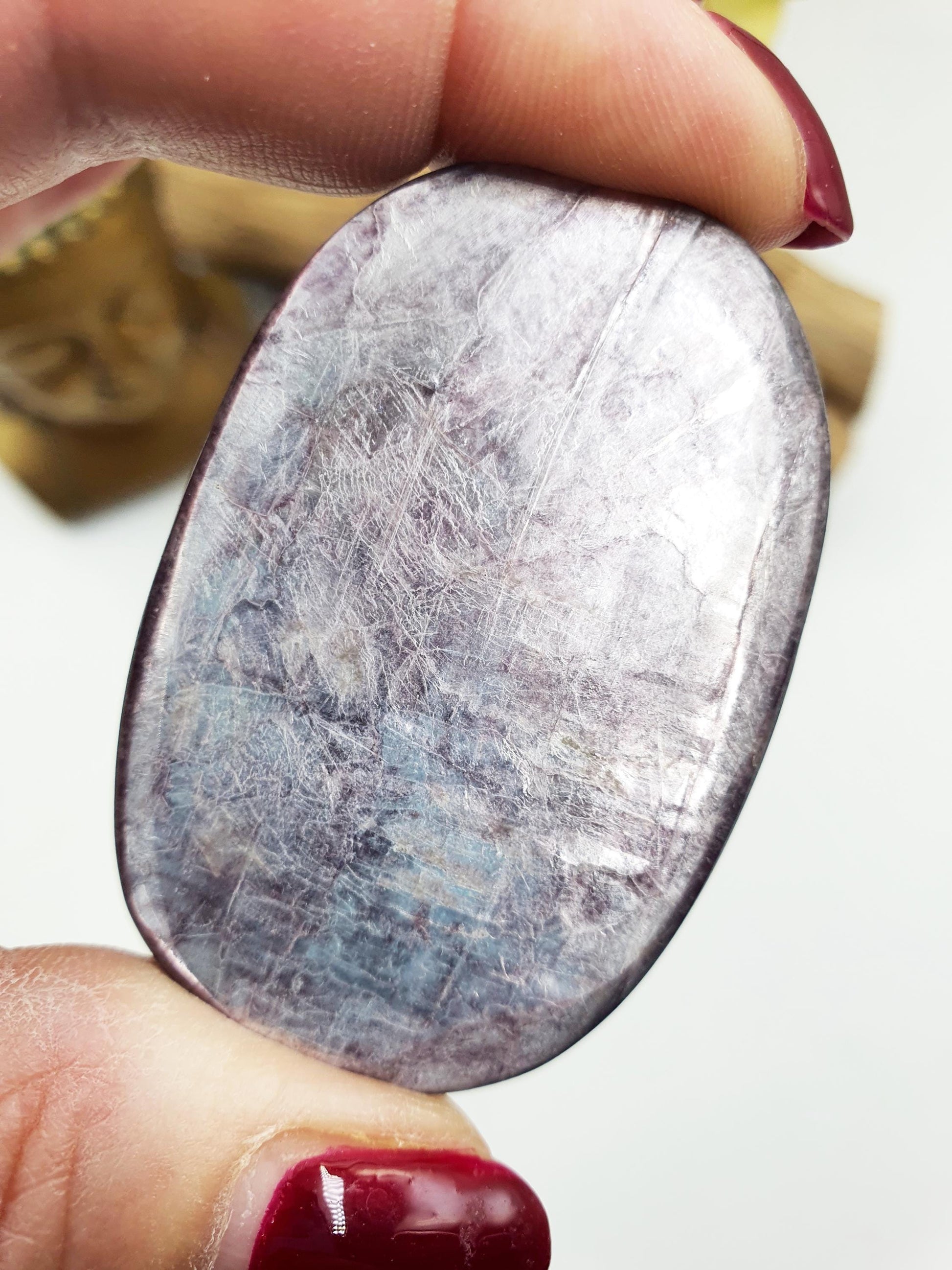 Incredible Purple Mica Palm / Purple Mica Palm Stone / Lepidolite Palm / Meditation Palm / Reiki Crystal Palm - 35g