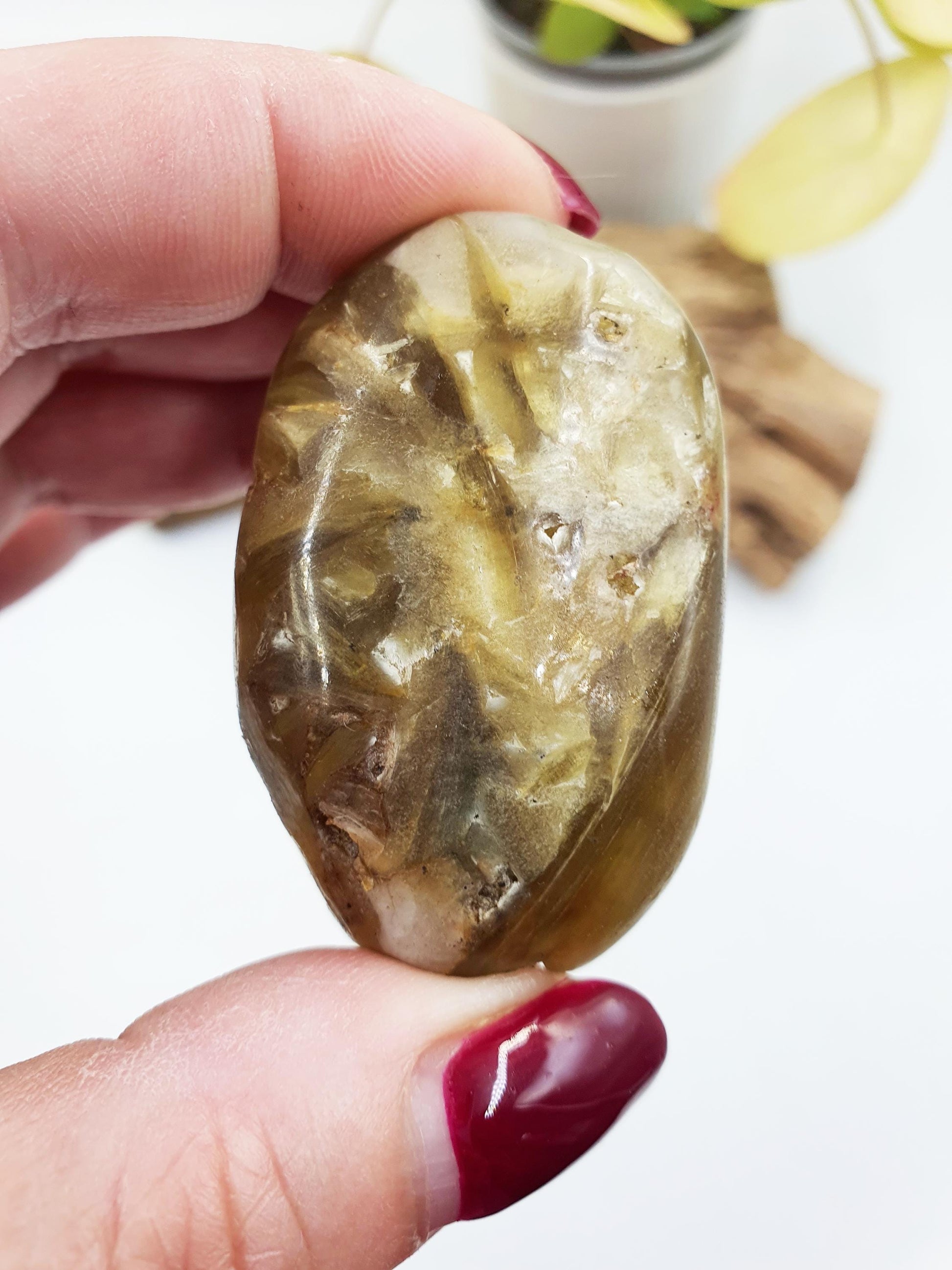 Muscovite (Golden Mica) Palm / Muscovite (Golden Mica) Palmstone / Golden Lepidolite Palm / Meditation Palm - 55g