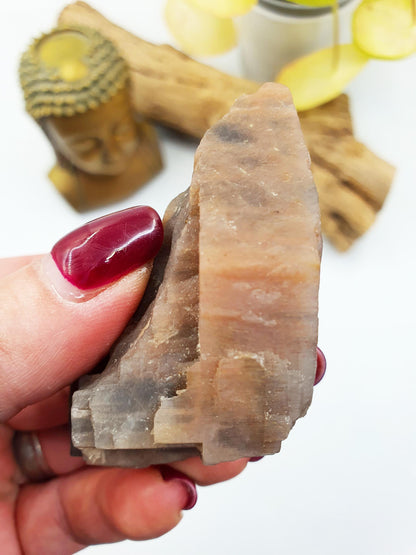 Rare Flashy Raw Skeletal Moonstone / Skeletal Moonstone Rough / Skeletal Moonstone Specimen / Skeletal Raw- 70g