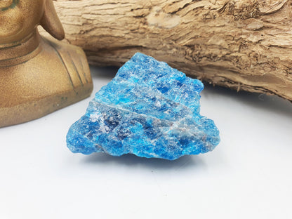 Flashy Raw Blue Apatite / Rough Blue Apatite Specimen / Natural Blue Apatite / Raw Crystal Chunk - 135g