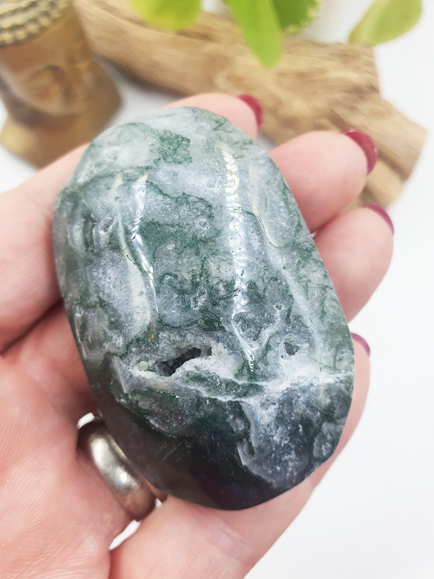 Drusy Moss Agate Palm / Moss Agate Palm Stone / Meditation Palm / Reiki Crystal Palm - 80g