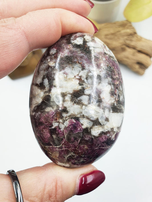 Stunning Plum Tourmaline Palm / Plum Blossom Tourmaline Palm Stone / Pocket Stone / Meditation Palm - 175g