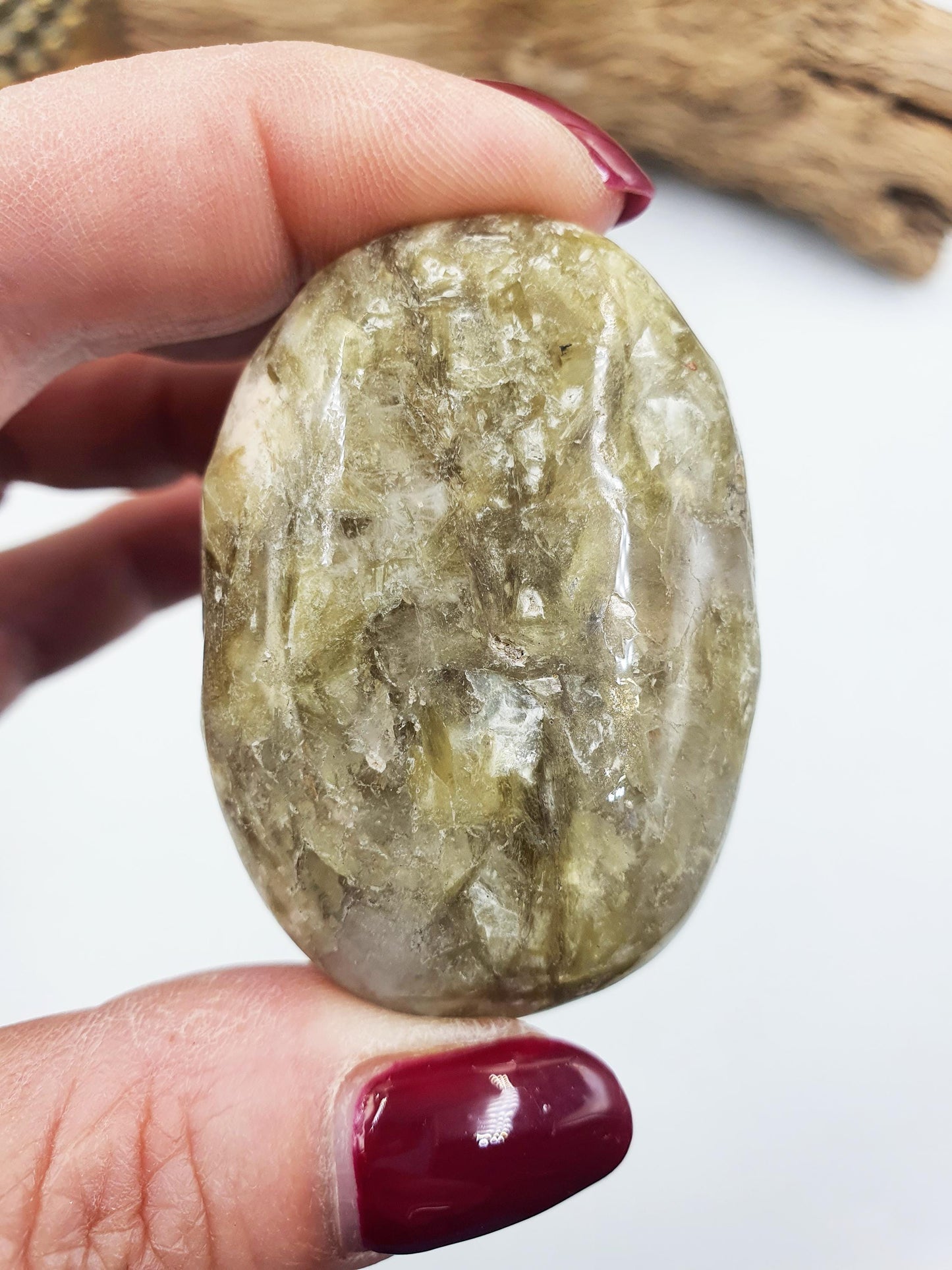 Muscovite (Golden Mica) Palm / Muscovite (Golden Mica) Palmstone / Golden Lepidolite Palm / Meditation Palm - 62g
