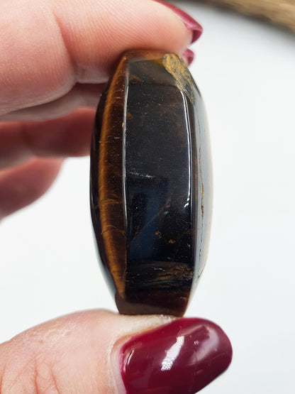 Little Flashy Yellow Tigers Eye Palm / Tiger's Eye Palm Stone / Pocket Crystal / Meditation Palm / Reiki Crystal Palm - 40g