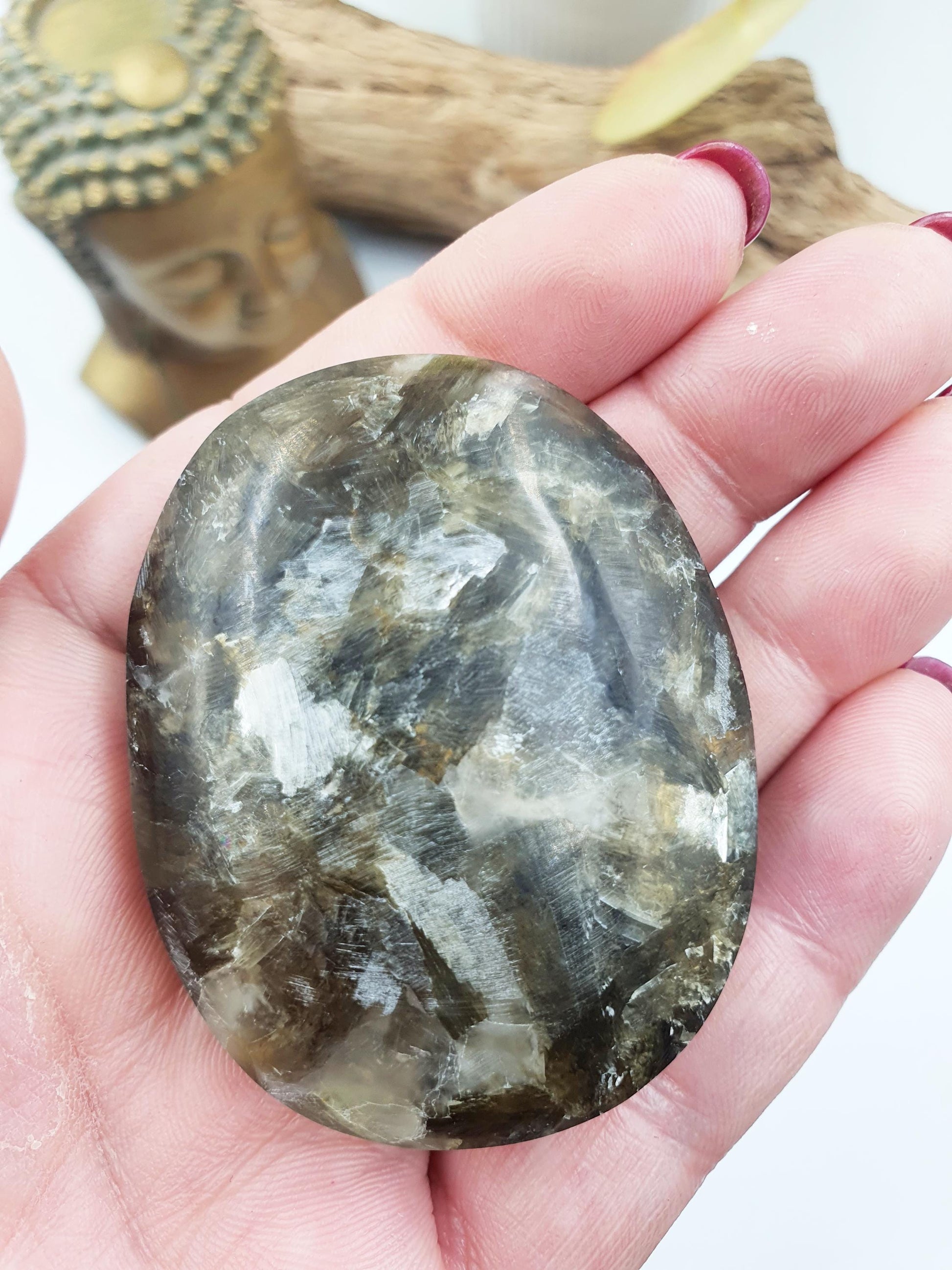 Muscovite (Golden Mica) Palm / Muscovite (Golden Mica) Palmstone / Golden Lepidolite Palm / Meditation Palm - 90g
