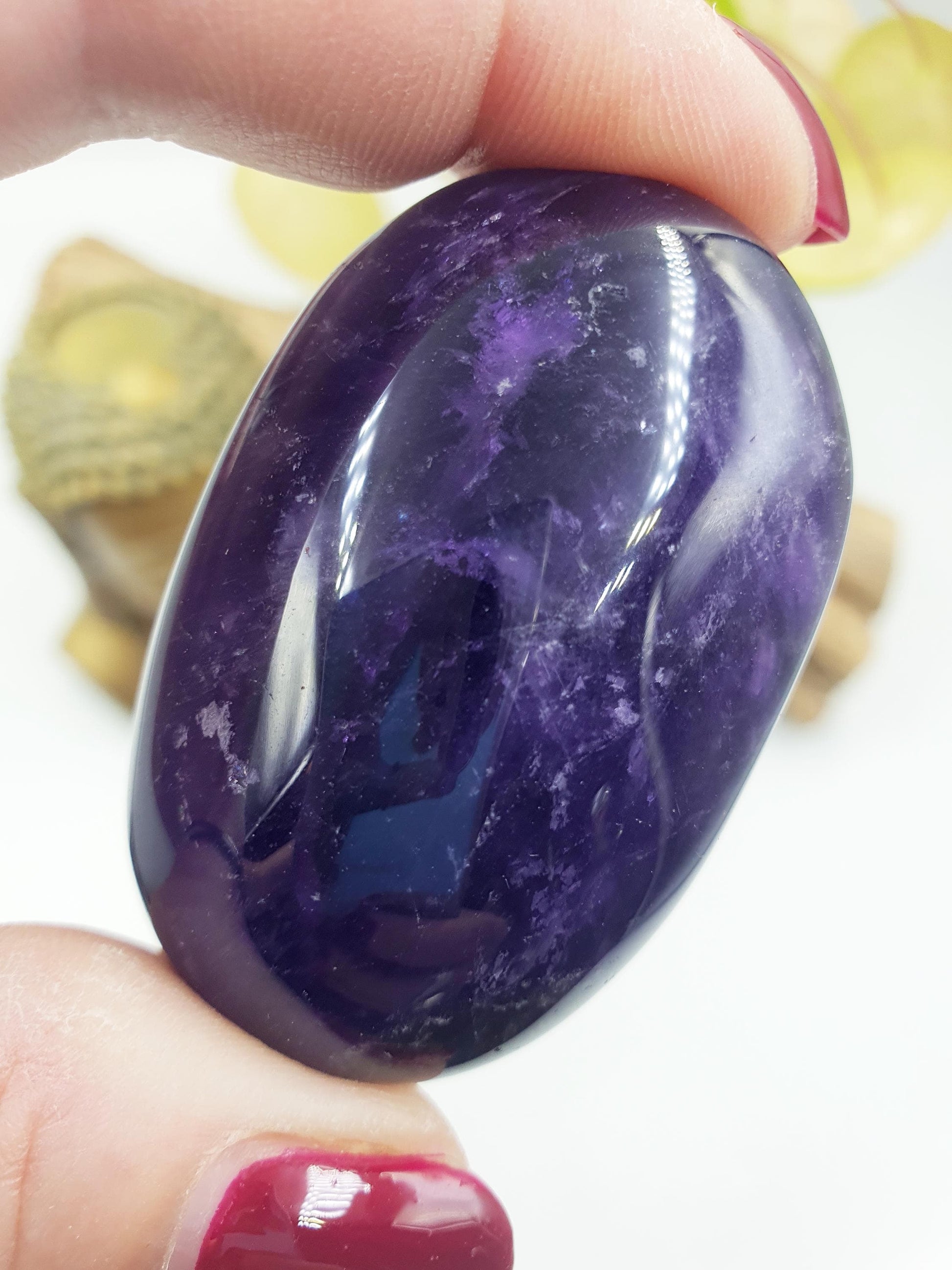 Amethyst Palm / Amethyst Palm Stone / Amethyst Pocket Stone / Crystal Healing / Meditation Palm - 75g