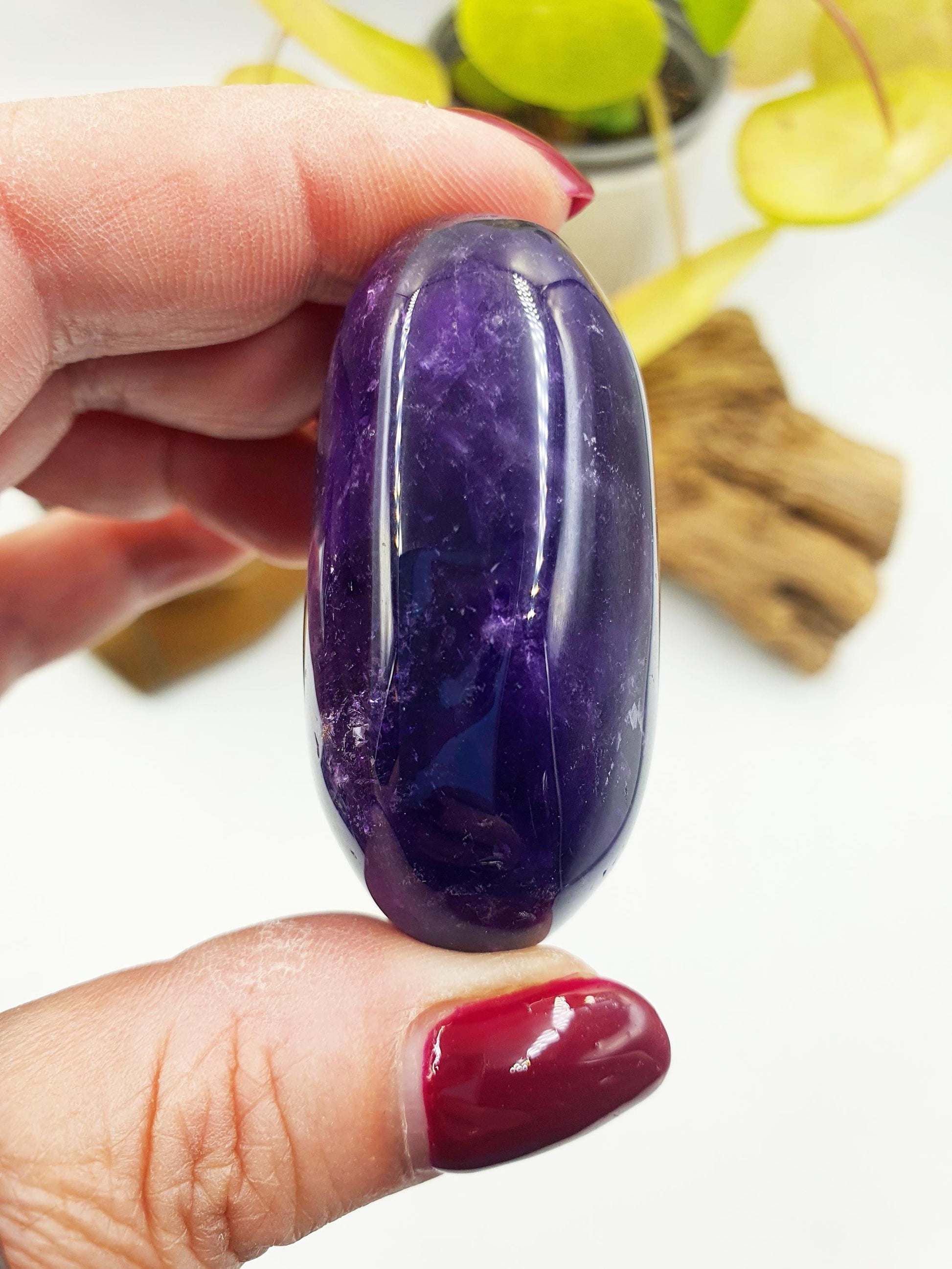 Amethyst Palm / Amethyst Palm Stone / Amethyst Pocket Stone / Crystal Healing / Meditation Palm - 75g