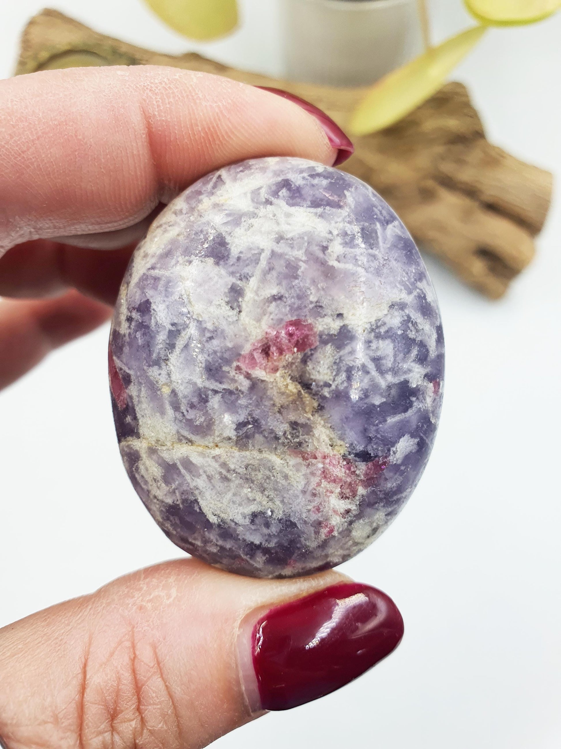 Pretty Unicorn Stone Palm / Unicorn Palm Stone / Pegmatite Palm / Pocket Crystal / Meditation Palm / Reiki Crystal Palm - 70g