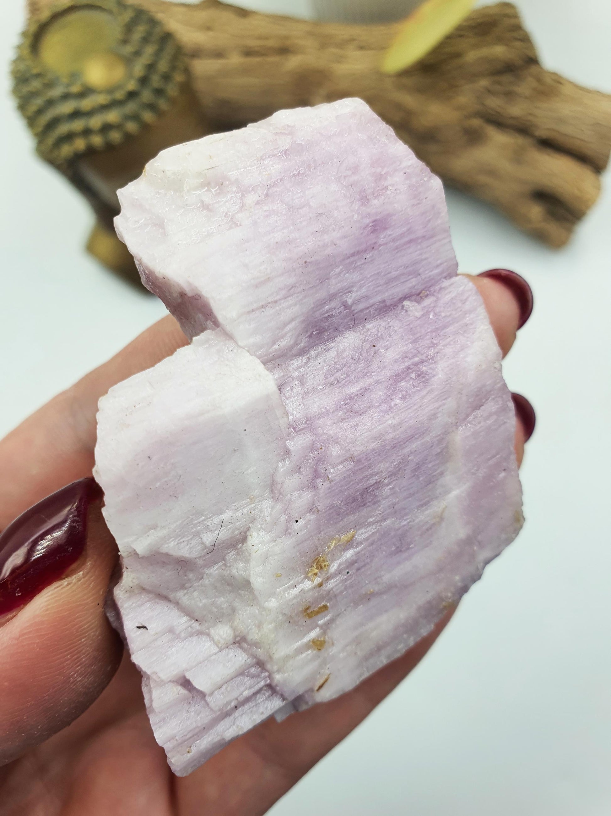 Flashy Raw Kunzite / Natural Kunzite / Kunzite Specimen / Kunzite Chunk / Raw Crystal - 105g