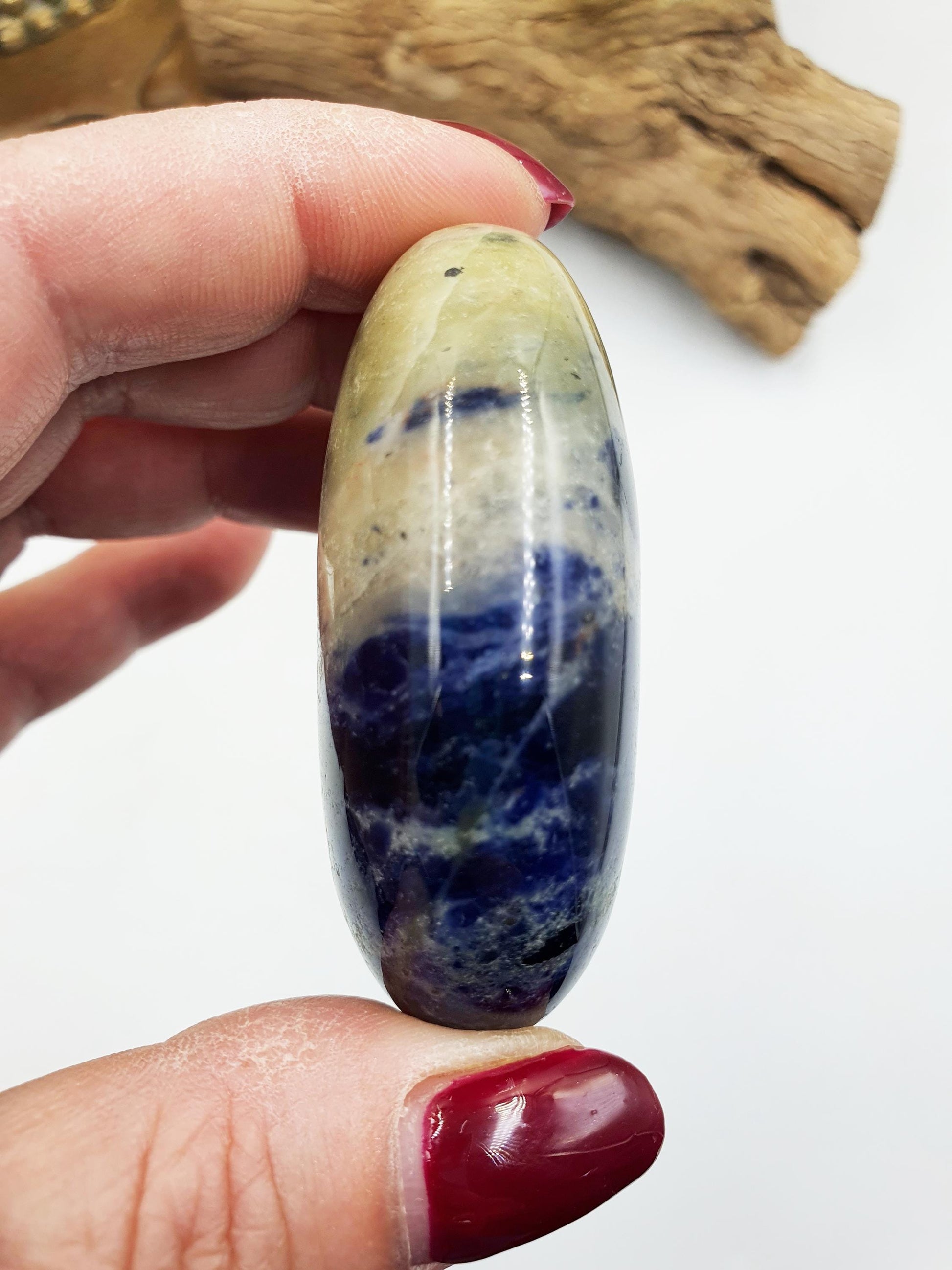 Beautiful Sodalite Palm / Sodalite Palm Stone / Pocket Crystal / Meditation Palm / Reiki Crystal Palm - 95g
