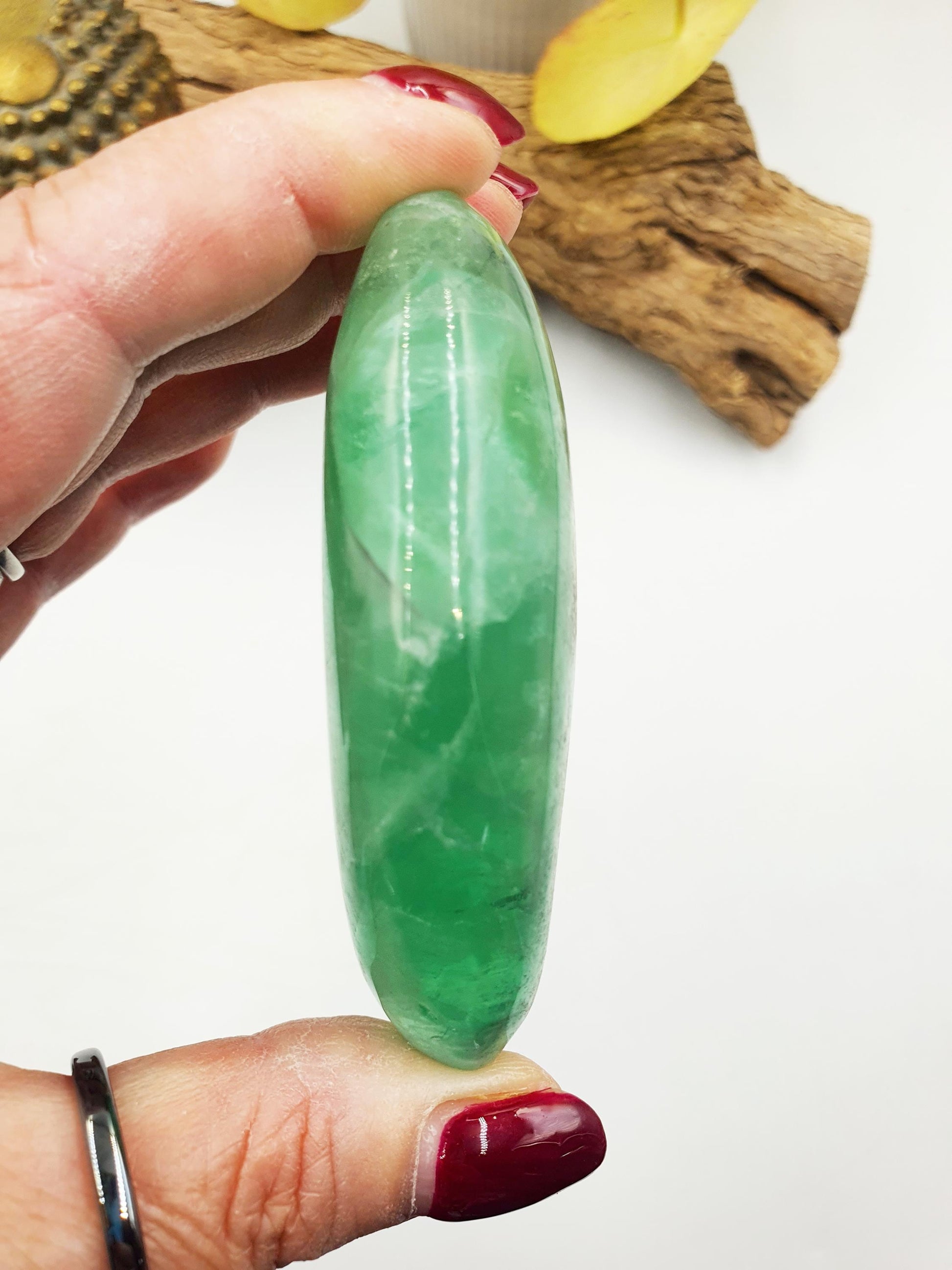 Large Beautiful Green Fluorite Palm with huge rainbows / Fluorite Palm / Fluorite Palmstone / Meditation Palm - 180g
