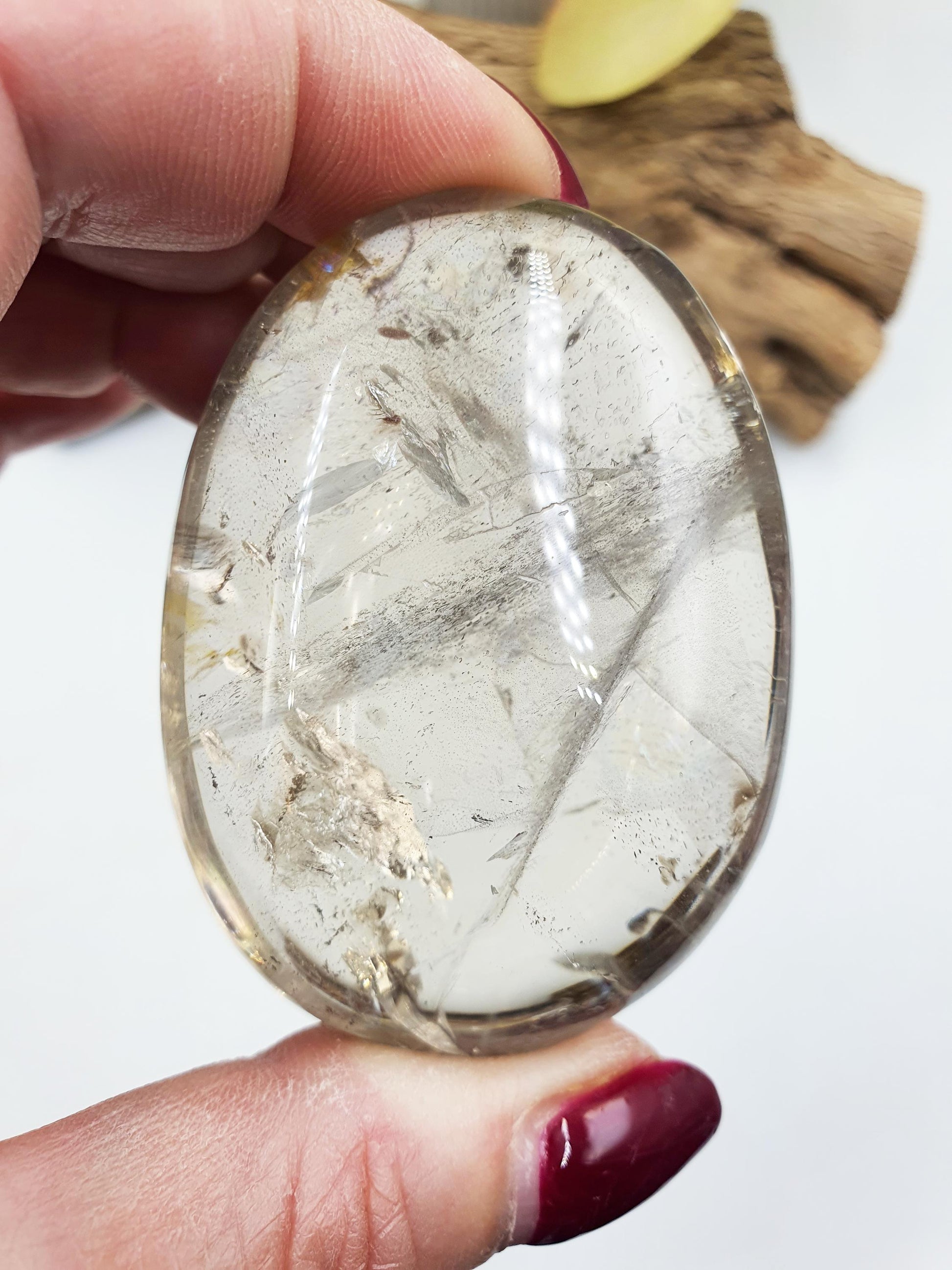 Light Smoky Quartz Palm with Golden Healer inclusions and lots of Rainbows / Smoky Quartz Palm Stone / Meditation / Reiki Crystal - 110g