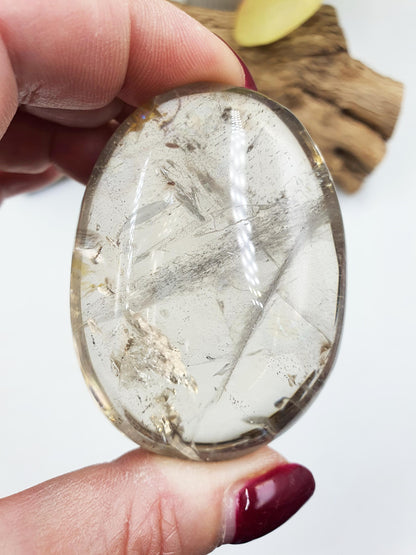 Light Smoky Quartz Palm with Golden Healer inclusions and lots of Rainbows / Smoky Quartz Palm Stone / Meditation / Reiki Crystal - 110g