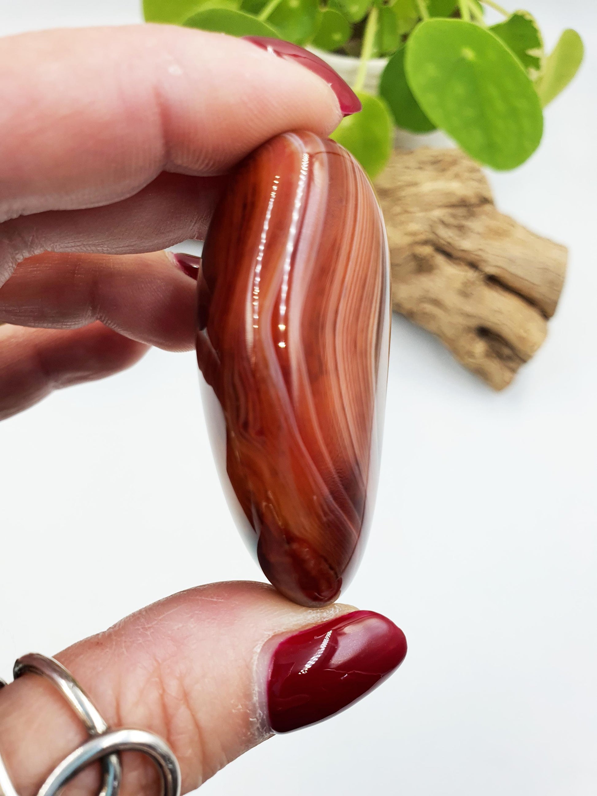 Beautiful Sardonyx Palm / Sardonyx Palm Stone / Healing Palm / Meditation Palm / Reiki Crystal Palm - 60g