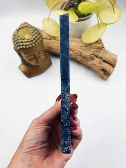 Flashy High Grade Blue Apatite Slice / Rough Blue Apatite Slab / Natural Blue Apatite / Raw and Polished Crystal Slice - 390g