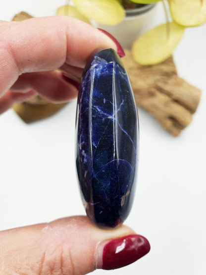 Beautiful Sodalite Palm / Sunset Sodalite Palm Stone / Pocket Crystal / Meditation Palm / Reiki Crystal Palm - 75g
