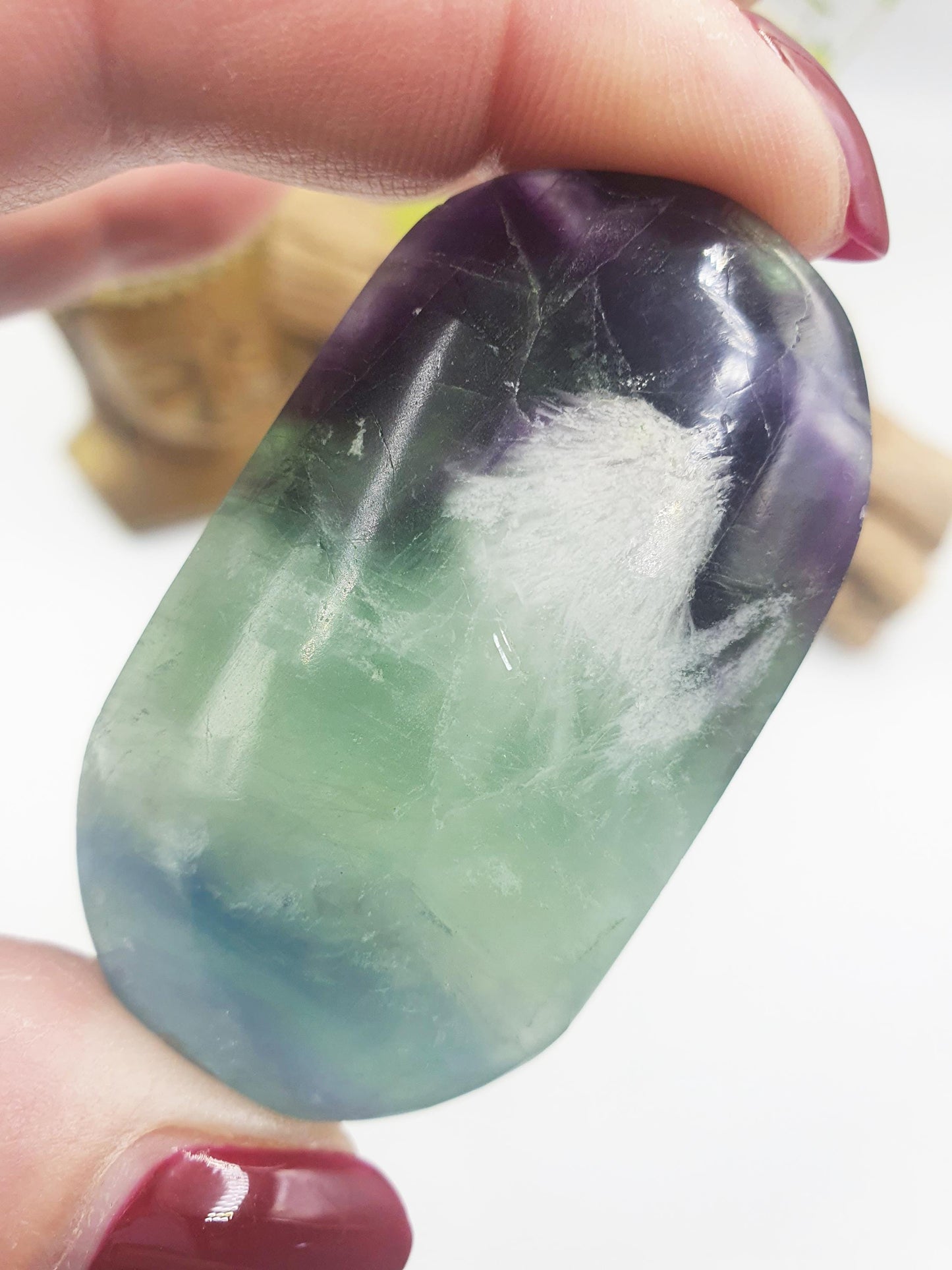 Feather Fluorite Palm / Feather Fluorite Palm Stone / Fluorite Palmstone / Meditation Palm - 60g