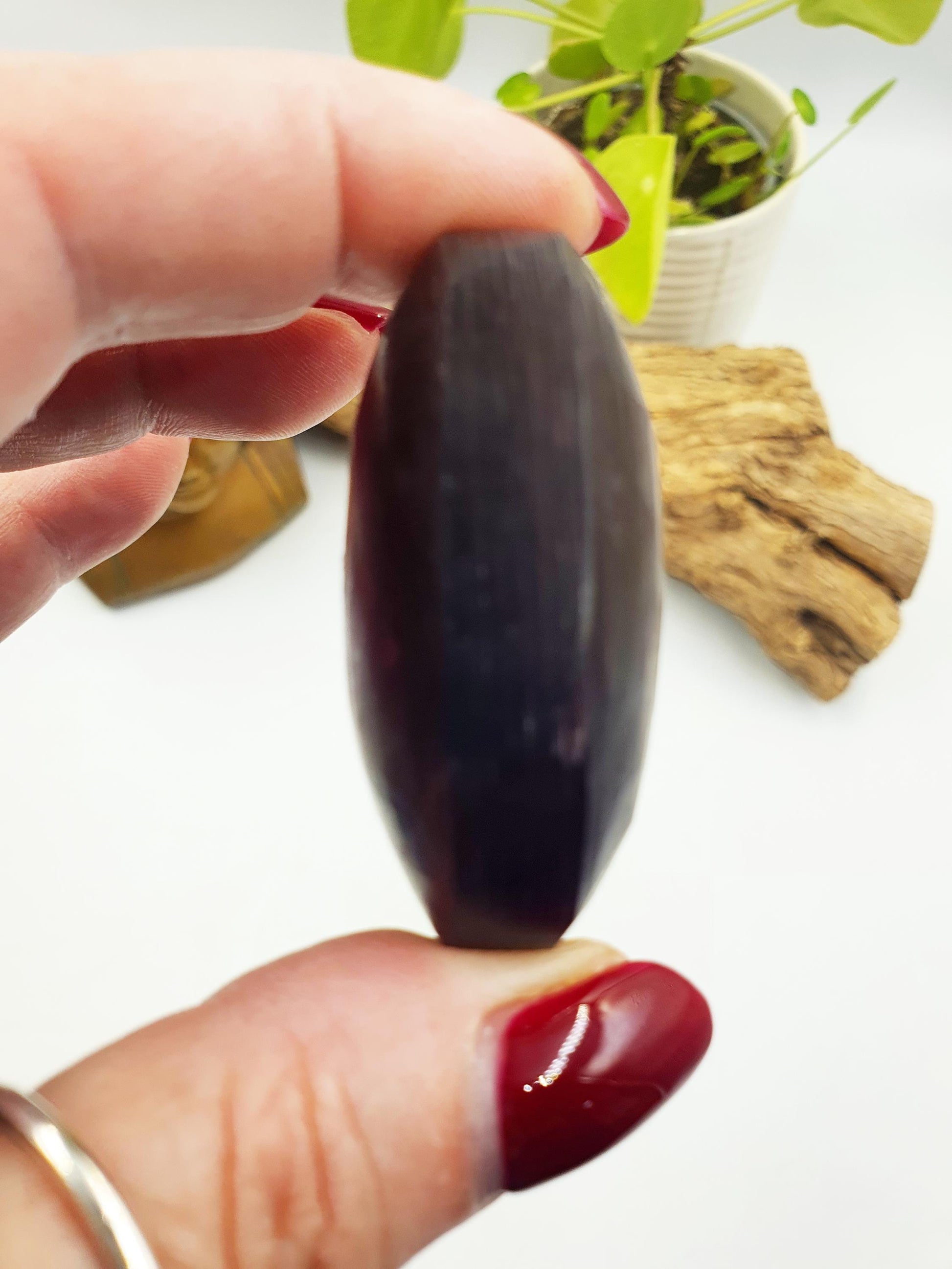 High Grade Purple Mica Palm / Purple Mica Palm Stone / Lepidolite Palm / Meditation Palm / Reiki Crystal Palm - 60g