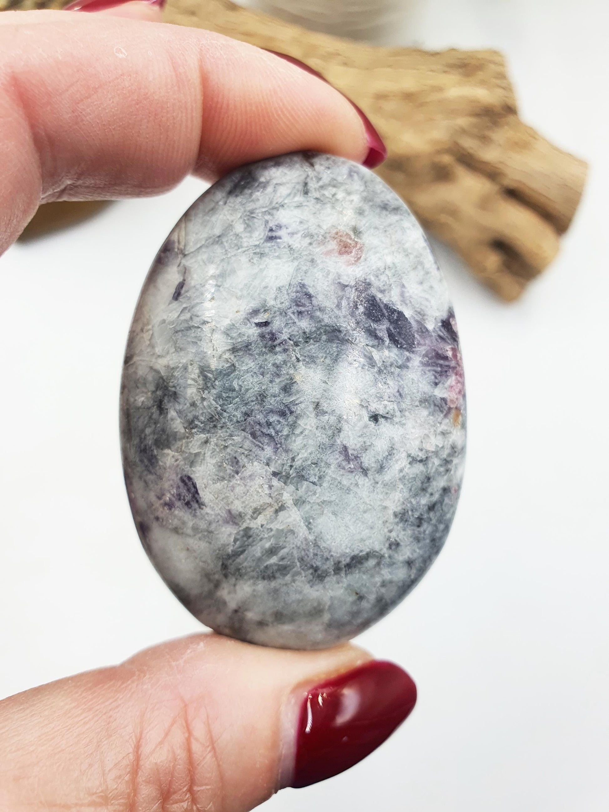 Beautiful Unicorn Stone Palm / Unicorn Palm Stone / Pegmatite Palm / Pocket Crystal / Meditation Palm / Reiki Crystal Palm - 75g
