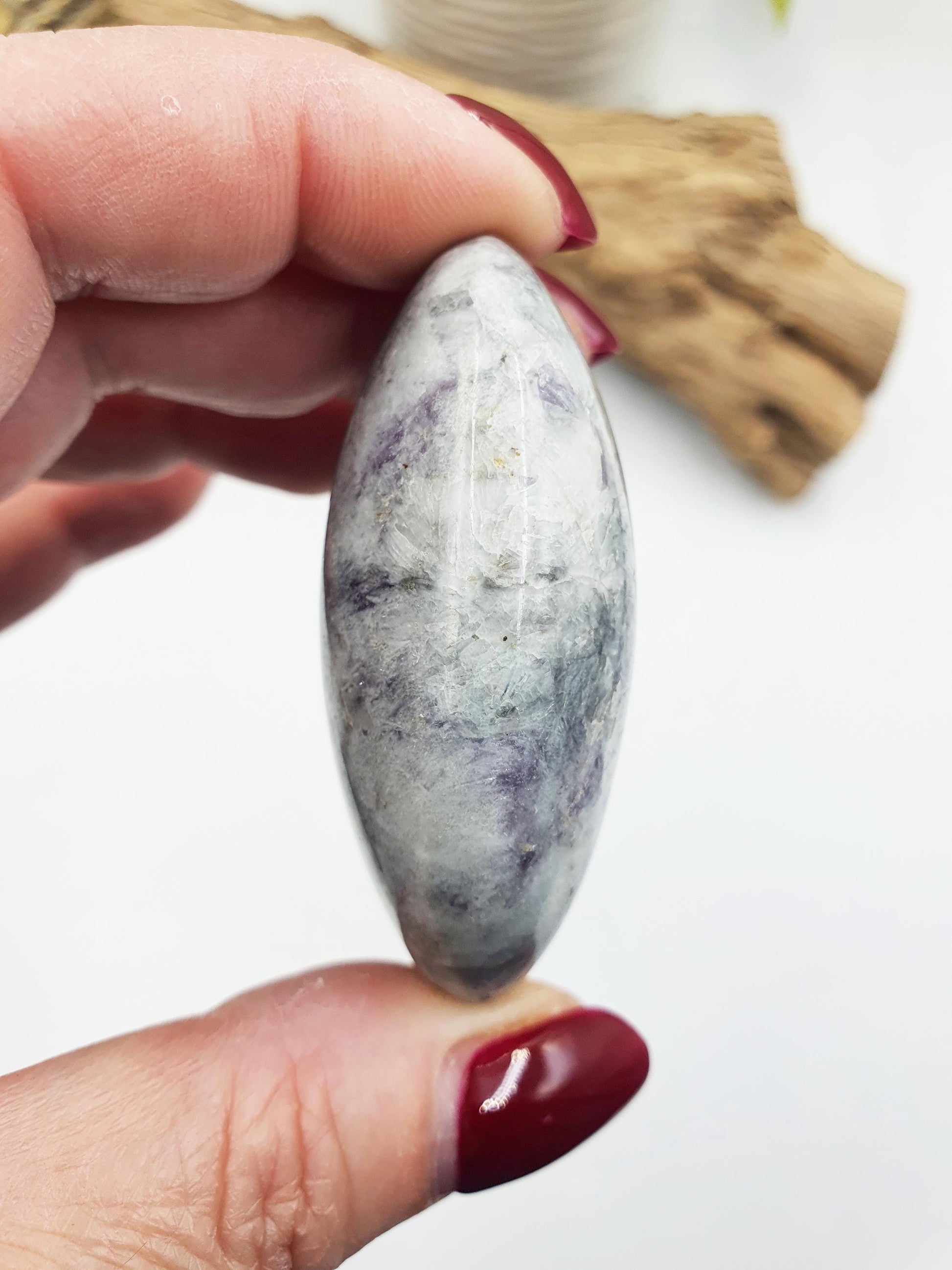 Beautiful Unicorn Stone Palm / Unicorn Palm Stone / Pegmatite Palm / Pocket Crystal / Meditation Palm / Reiki Crystal Palm - 75g