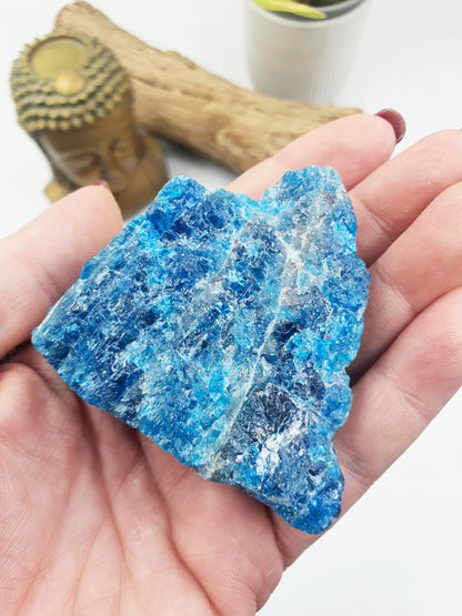 Flashy Raw Blue Apatite / Rough Blue Apatite Specimen / Natural Blue Apatite / Raw Crystal Chunk - 135g