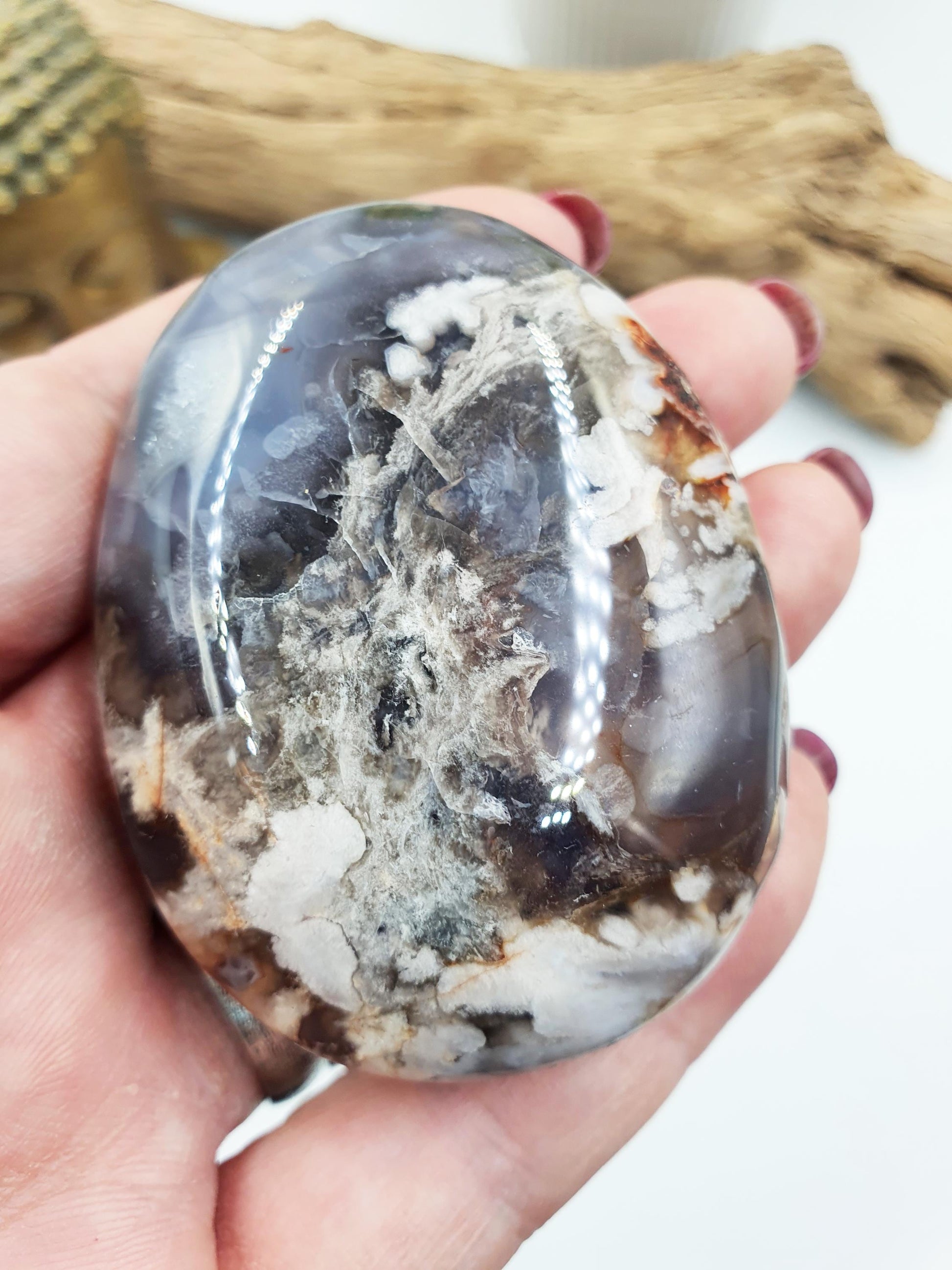 Beautiful Blue Flower Agate Palm / Sakura Agate Palm Stone / Blue Flower Agate Crystal / Meditation Palm / Reiki Crystal Palm - 110g