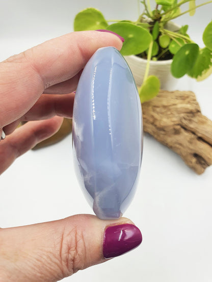 Beautiful Blue Chalcedony Palm / Chalcedony Palm Stone / Meditation Palm / Reiki Crystal Palm / Rare Palm - 150g