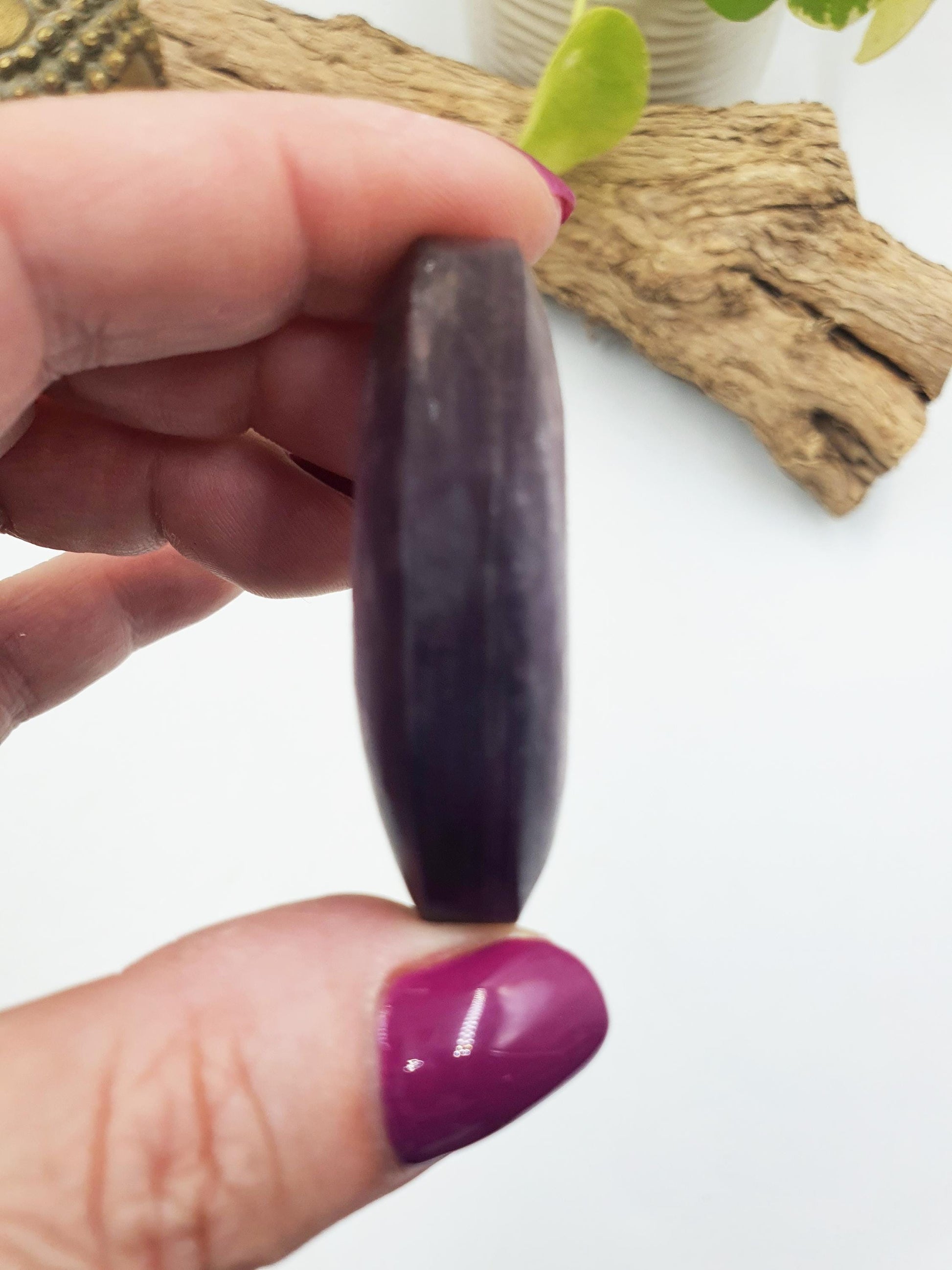 High Grade Purple Mica Palm / Purple Mica Palm Stone / Lepidolite Palm / Meditation Palm / Reiki Crystal Palm - 40g