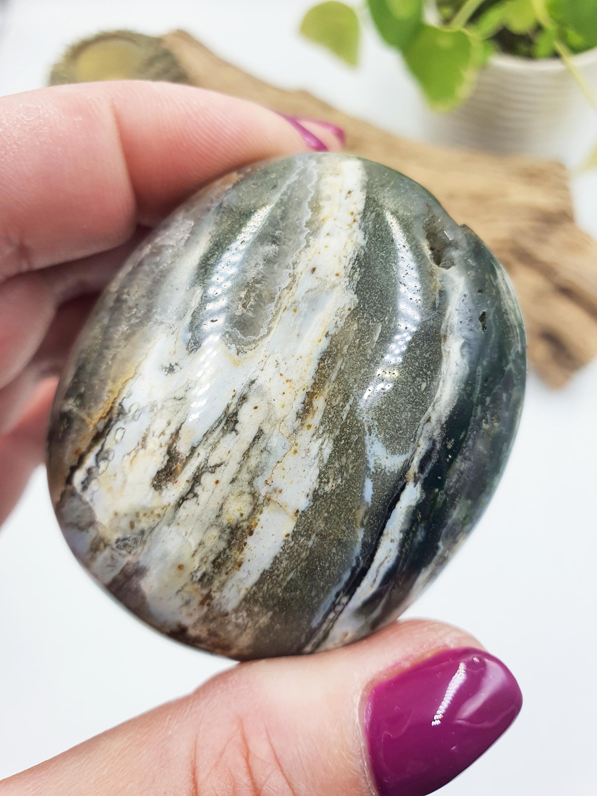 Unique Large Ocean Jasper Palm / Ocean Jasper Palm Stone / OJ Palm / Reiki Crystal Palm / Meditation Palm - 115g