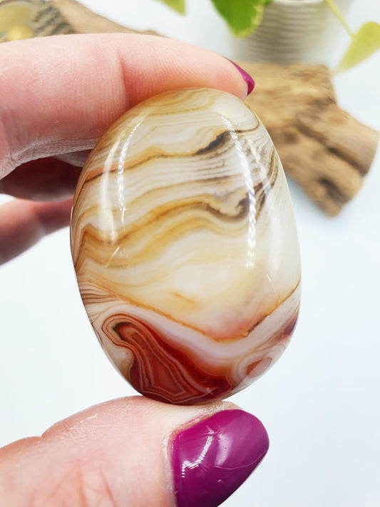 Unique Light Sardonyx Palm / Sardonyx Palm Stone / Healing Palm / Meditation Palm / Reiki Crystal Palm - 65g