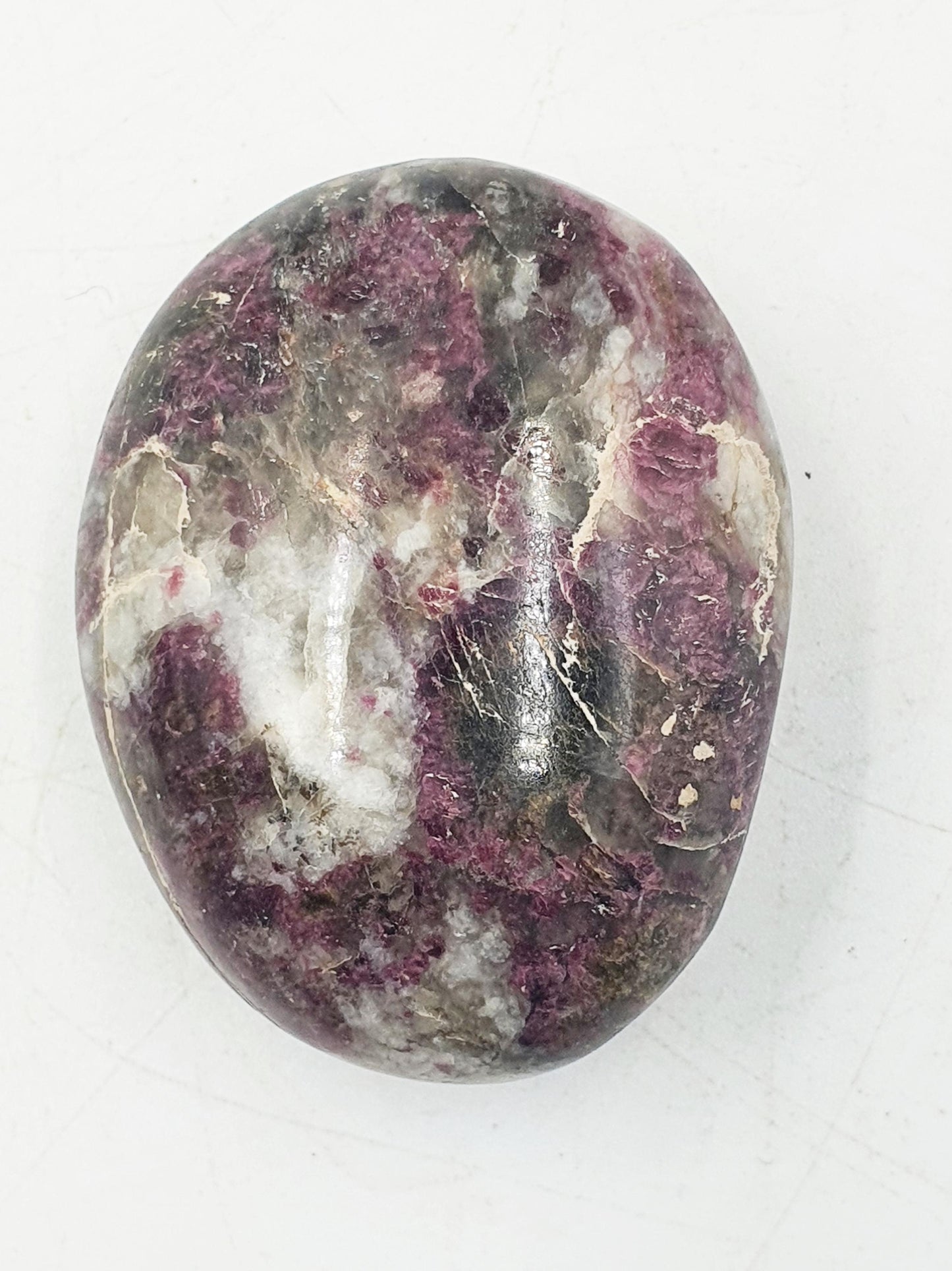 Cute Little Plum Tourmaline Palm / Plum Blossom Tourmaline Palm Stone / Pocket Stone / Meditation Palm - 55g