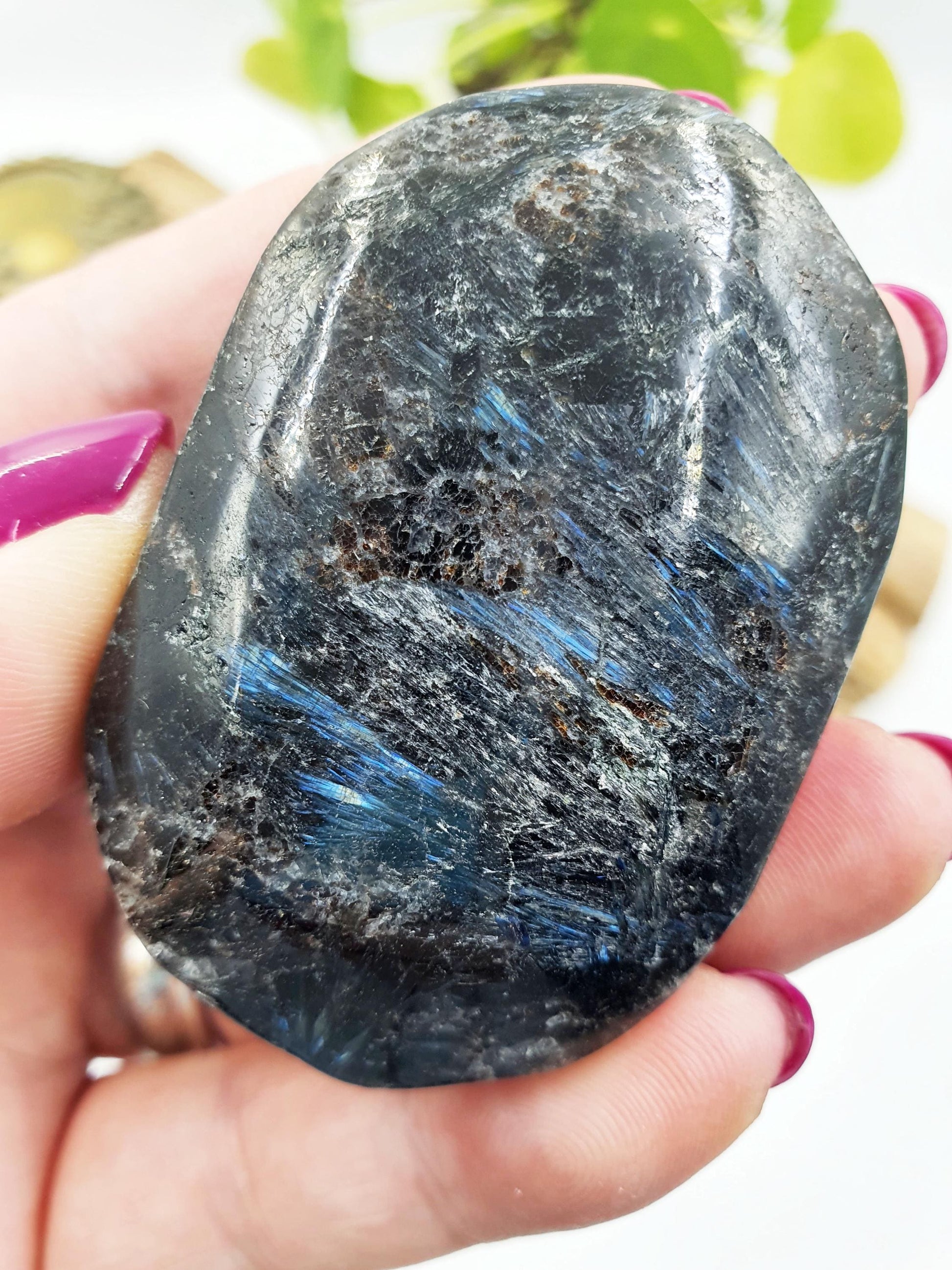 Large Astrophyllite Palm / Firework Palm Stone / Meditation Palm / Reiki Crystal Palm - 110g
