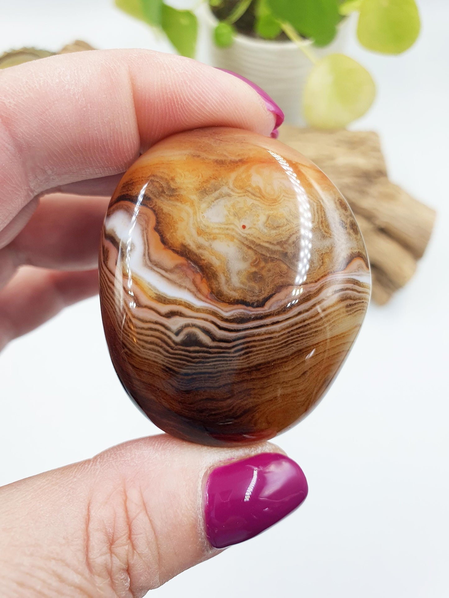 Beautiful Sardonyx Palm / Sardonyx Palm Stone / Healing Palm / Meditation Palm / Reiki Crystal Palm - 70g