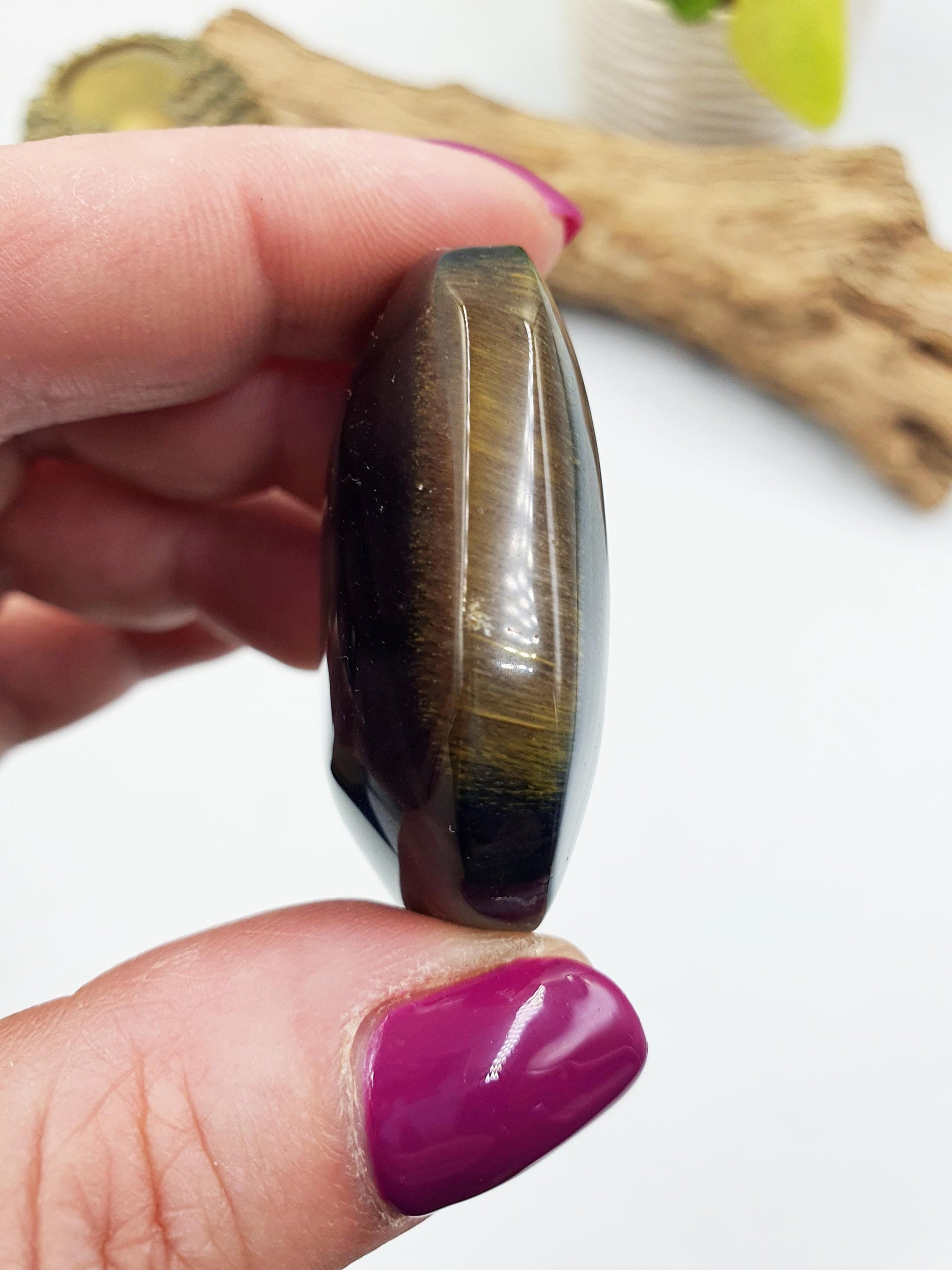 Flashy Little Yellow and Blue Tigers Eye Palm / Tiger's Eye Palm Stone / Pocket Crystal / Meditation Palm / Reiki Crystal Palm - 40g