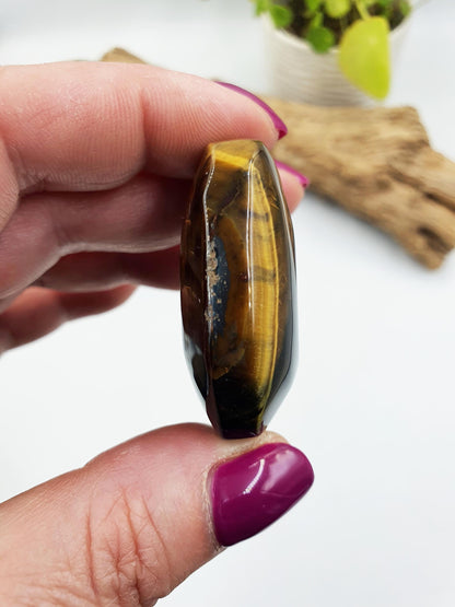 Flashy Little Yellow and Blue Tigers Eye Palm / Tiger's Eye Palm Stone / Pocket Crystal / Meditation Palm / Reiki Crystal Palm - 40g