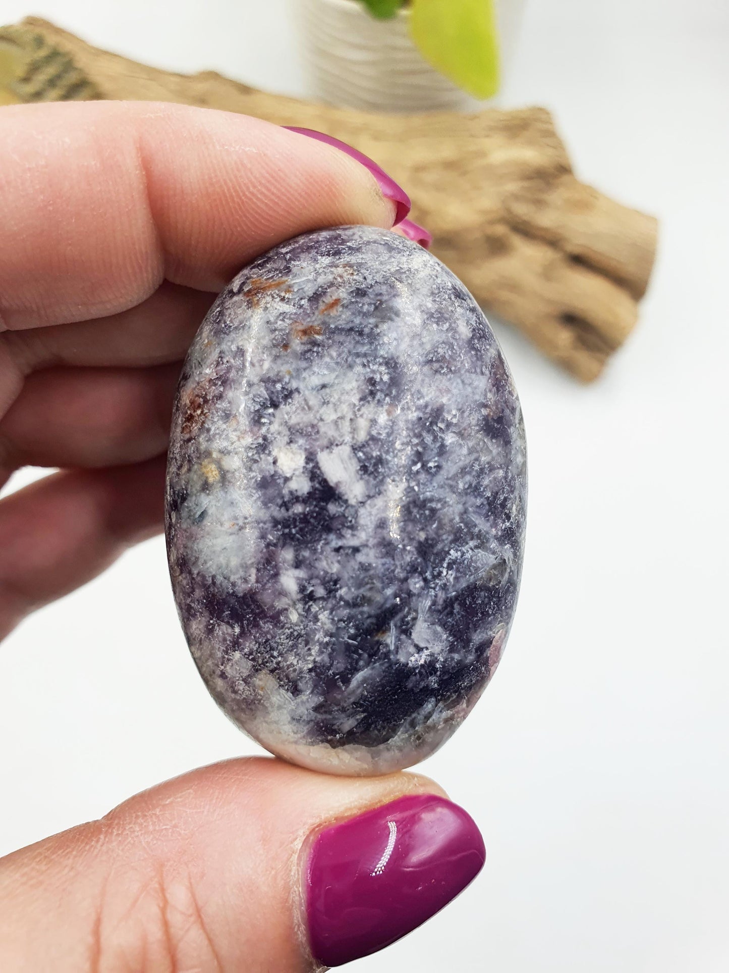 Sparkly Unicorn Stone Palm / Unicorn Palm Stone / Pegmatite Palm / Pocket Crystal / Meditation Palm - 55g