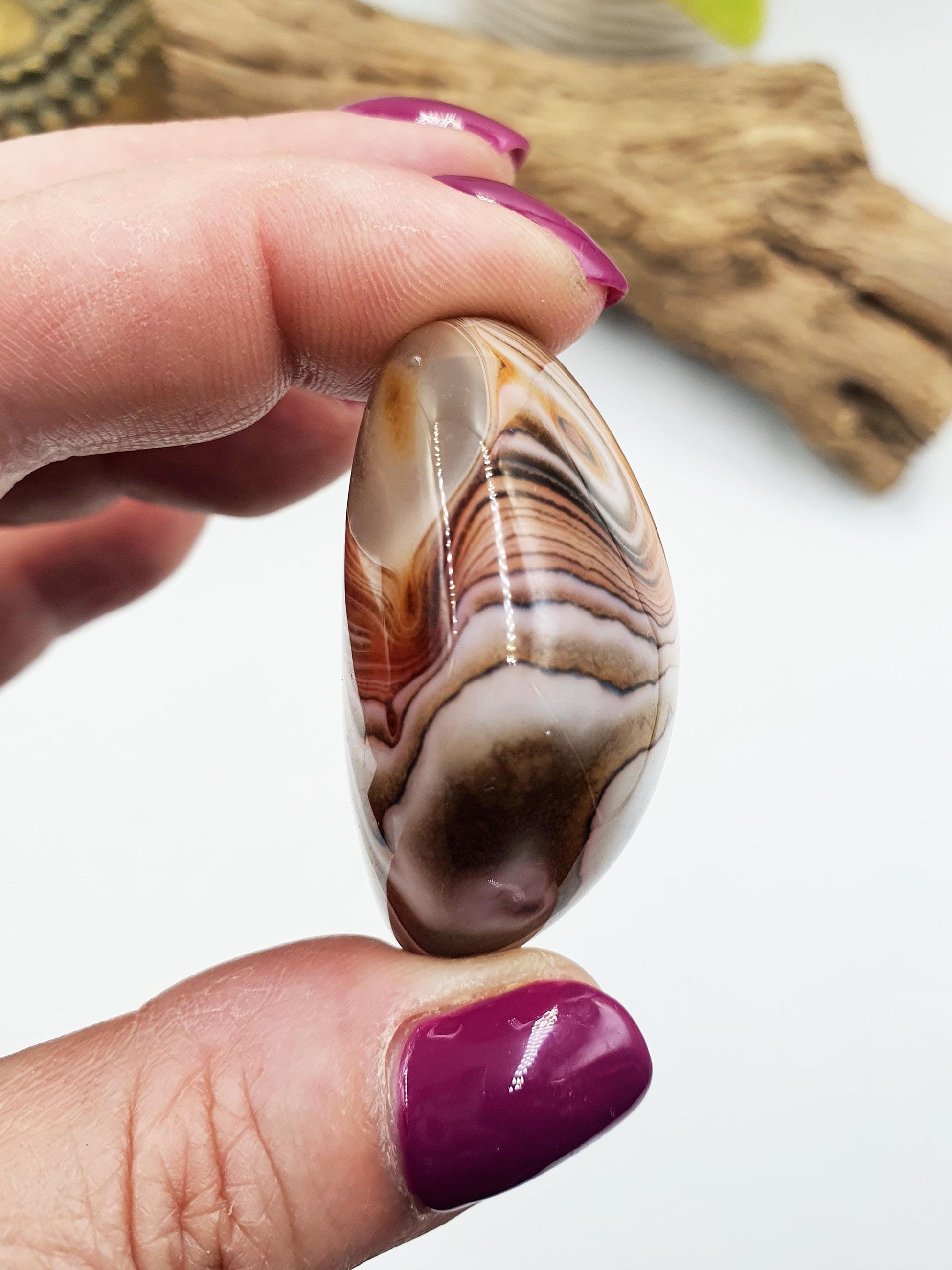 Beautiful Sardonyx Palm / Sardonyx Palm Stone / Healing Palm / Meditation Palm / Reiki Crystal / Banded Palm - 40g