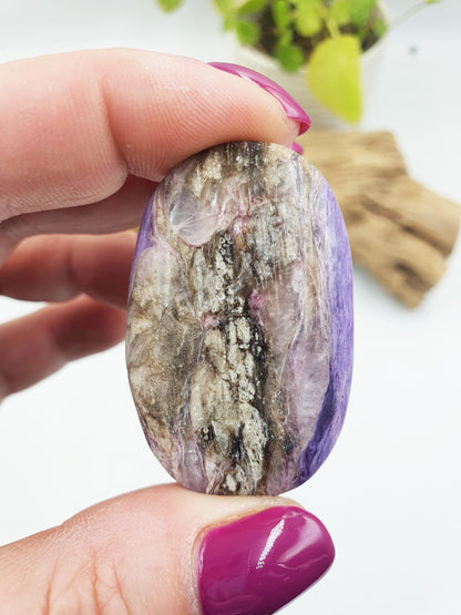 Gorgeous Little Charoite Palm / Charoite Palm Stone / Meditation Palm / Pocket Crystal / Collectors Palm - 25g