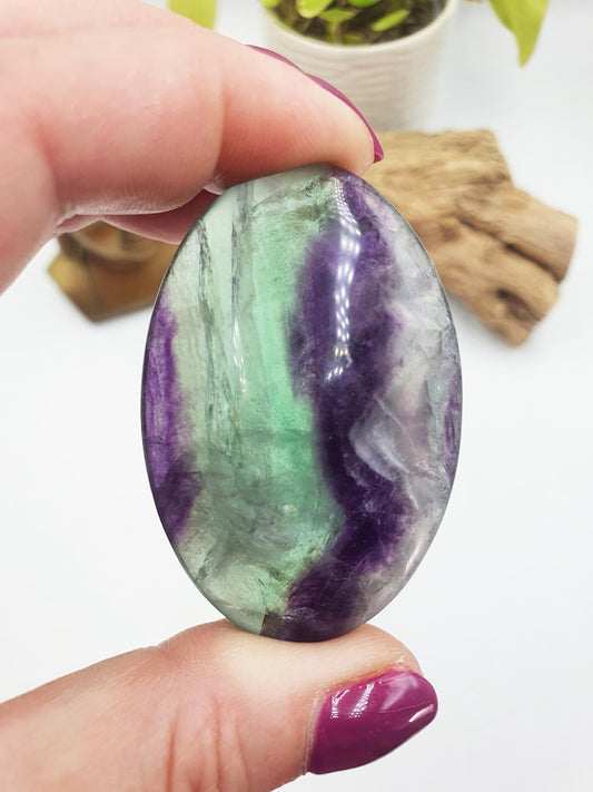 Beautiful Fluorite Palm with large rainbow / Fluorite Palm Stone / Purple and Green Fluorite Palm Stone / Reiki Crystal Palm - 60g